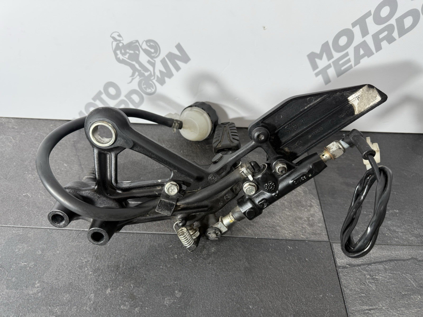 741f4819-5e05-4c77-ba55-4cc3a81e39da