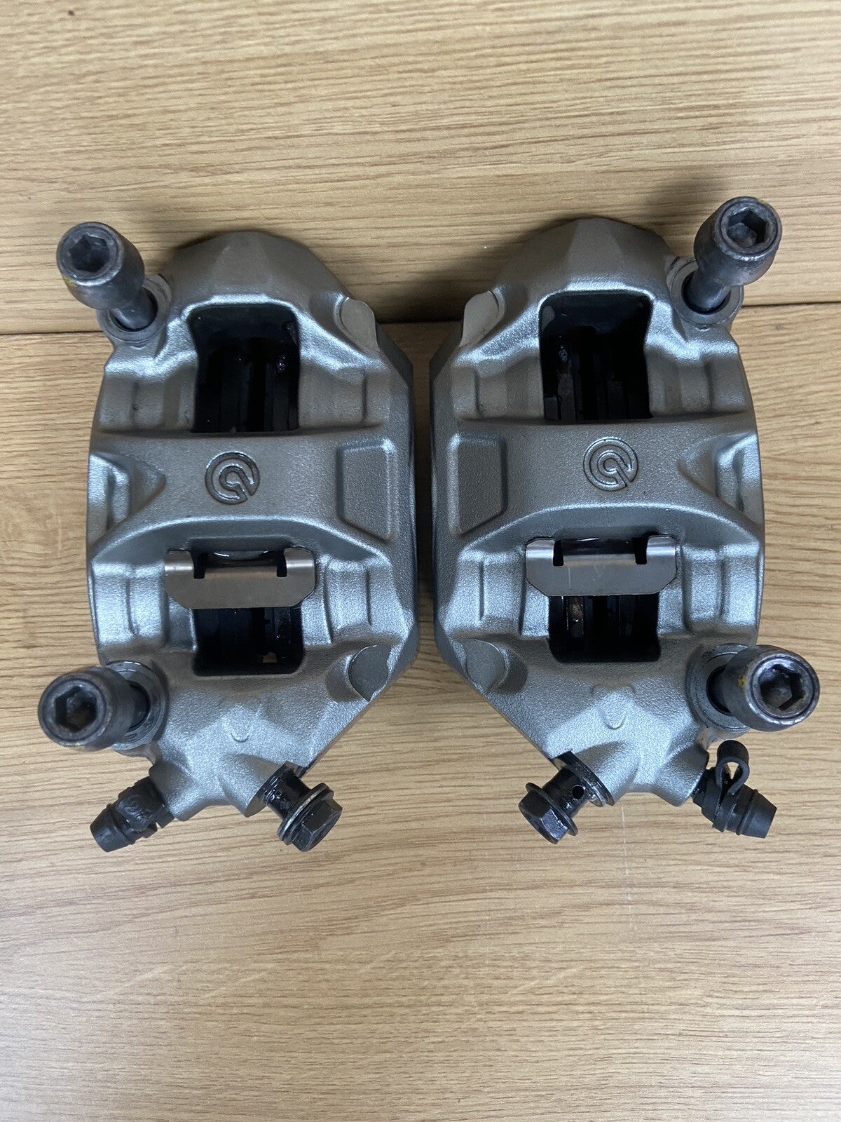 Triumph Street Triple 765 RS BREMBO FRONT BRAKE CALIPERS Brembo Monobloc M50 OEM