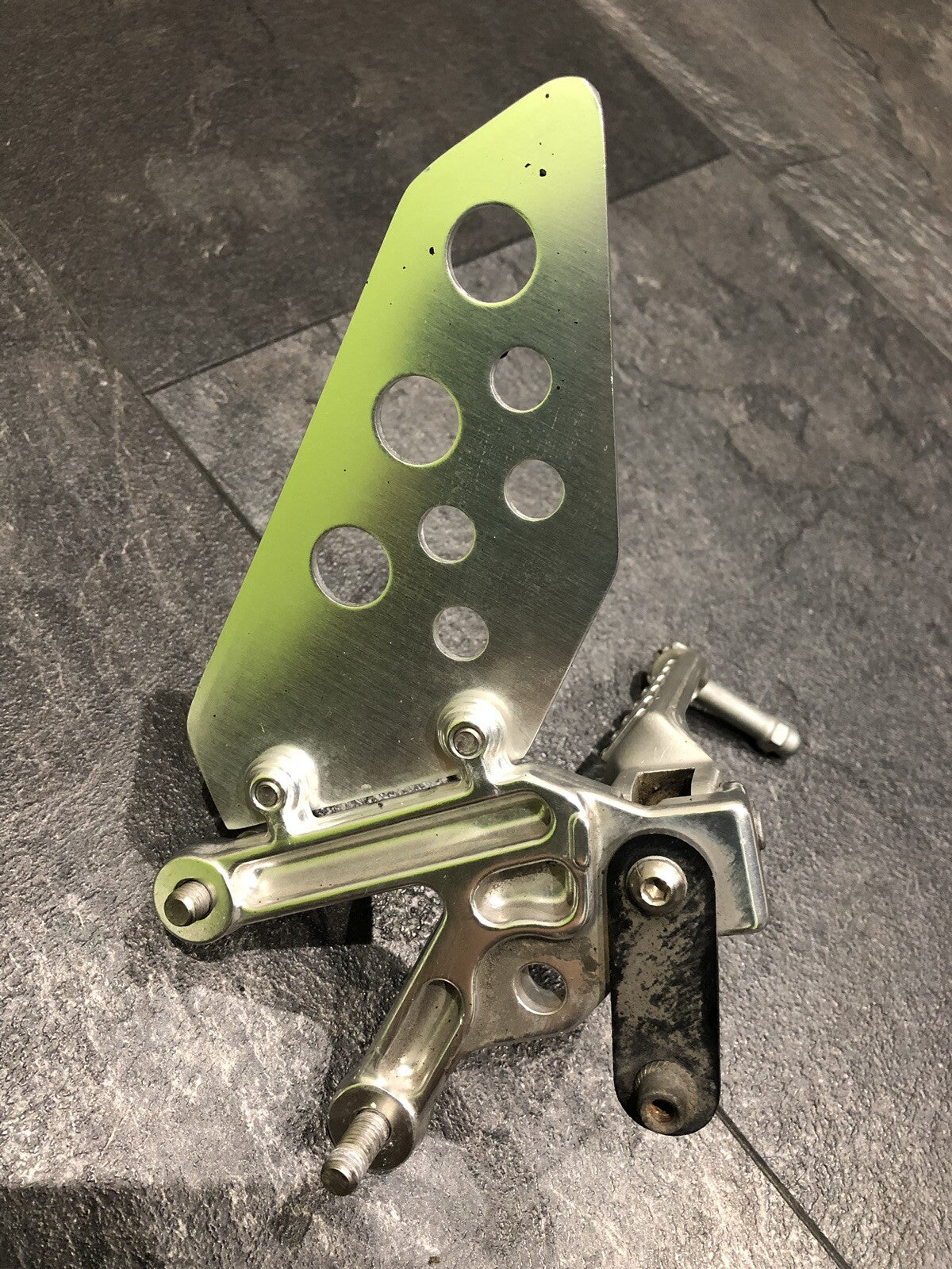 Aprilia RSV 1000 Factory Right Footrest Footpeg Rearset 2011 OEM