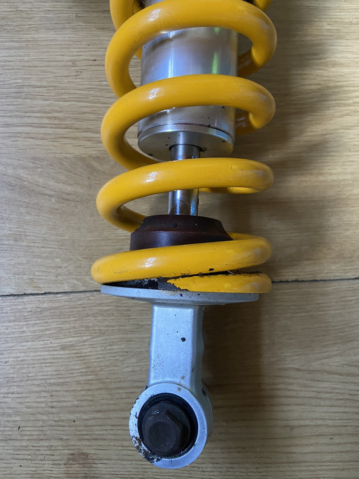TRIUMPH STREET TRIPLE 765 RS OHLINS REAR SHOCK 2017-2019 OHLINS SHOCK UK ONLY