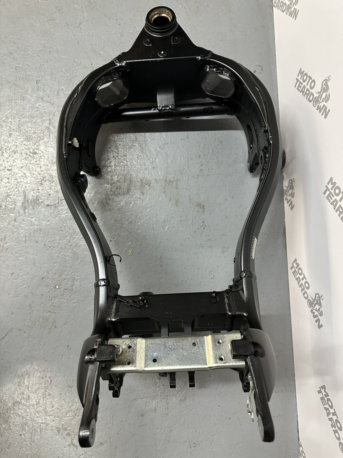 Suzuki GSXR 1300 2016 HAYABUSA Main Frame Chassis *CATEGORY N* 18408 Miles GEN 2