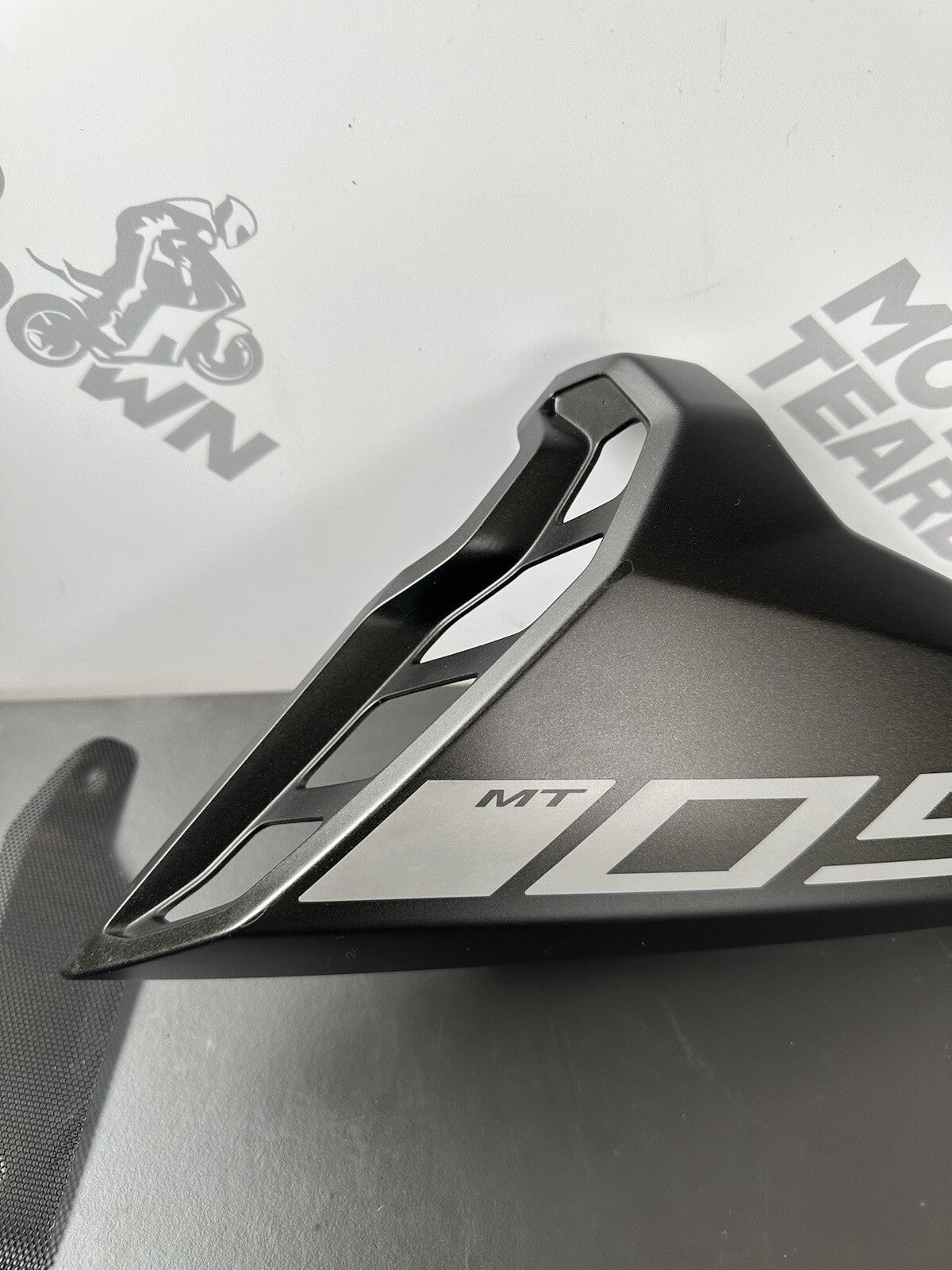 Yamaha MT-09 2017 - 2020 Air Input Left Fairing BS2-2137W-00 MT09 Left Fairing