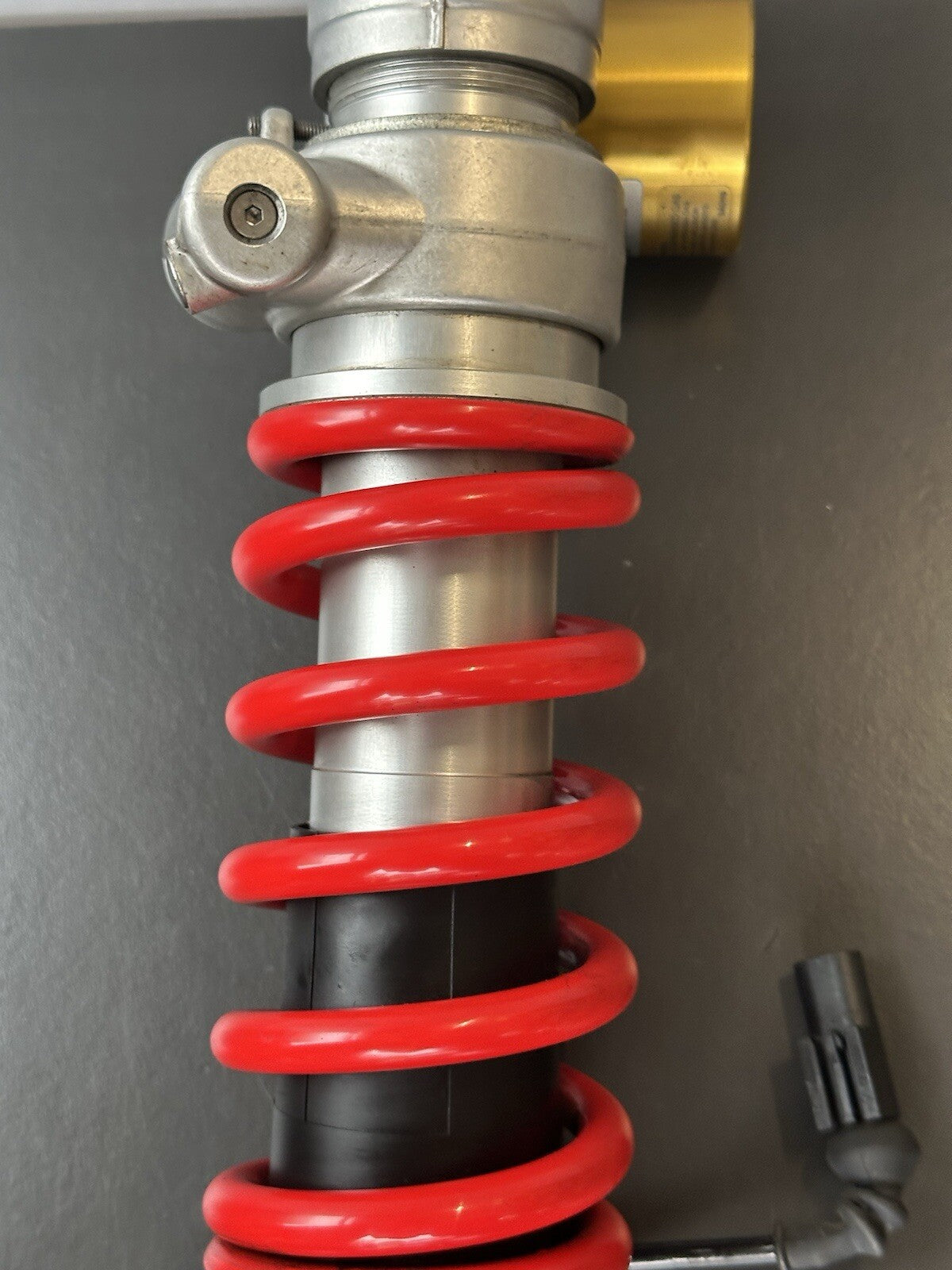 BMW S1000R rear shock absorber 8545860 BMW S1000R Rear Shock 2014-2020 UK ONLY