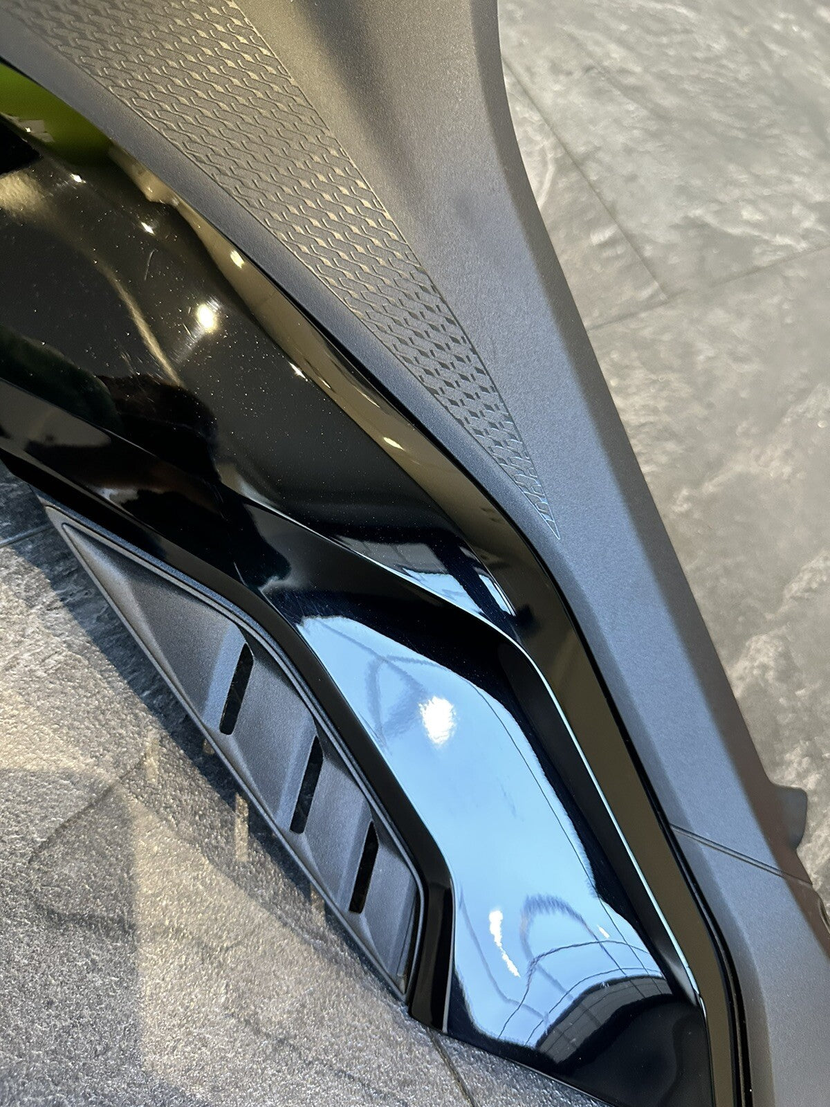 BMW S1000RR 2023 Tank Left Side Fairing Panel Cover 2019-2022 Gen 4 OEM J43386