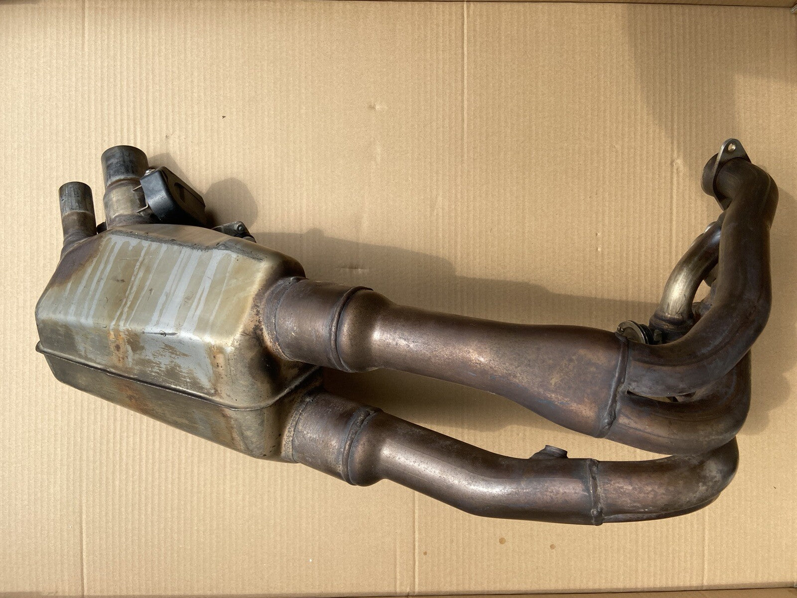 BMW S1000RR EXHAUST HEADER MANIFOLD DOWNPIPES GEN 3 DENTED S1000RR EXHAUST OEM