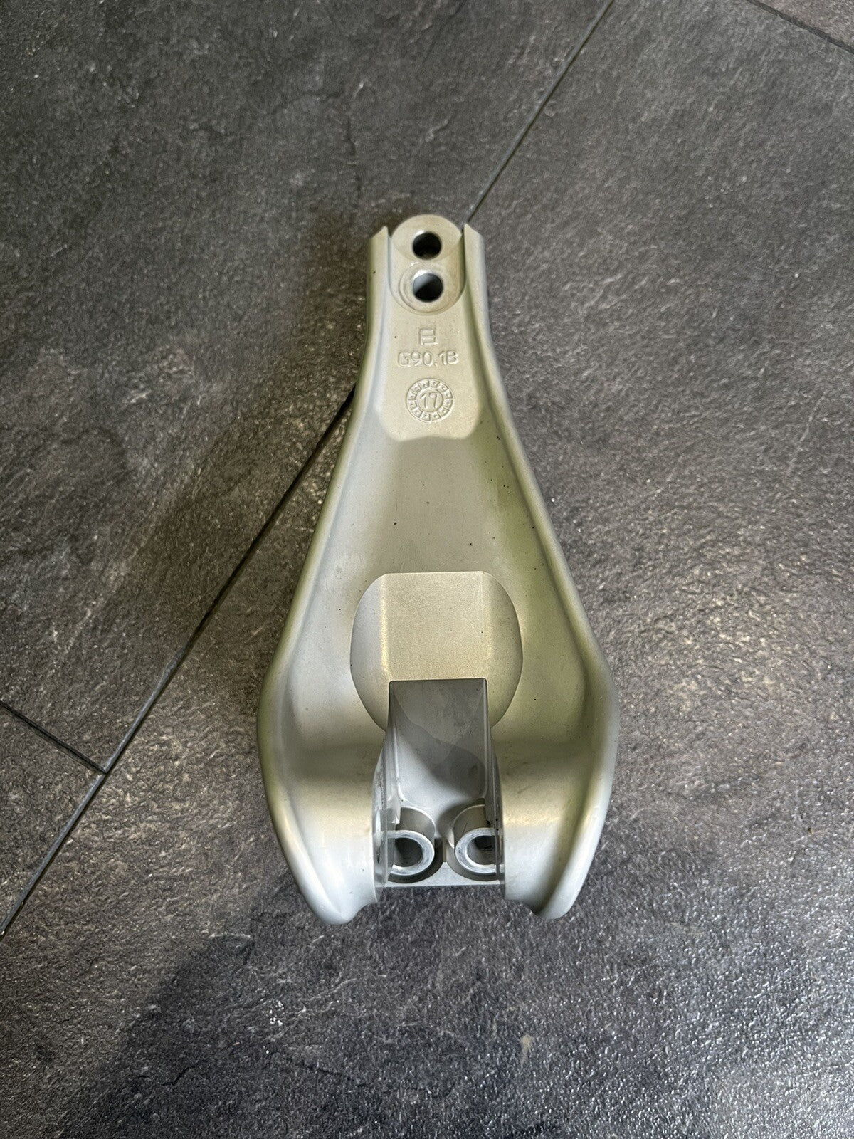 Ducati Panigale V4S V4 Upper Shock Linkage Bracket Only 2986 Miles OEM 2018-2021