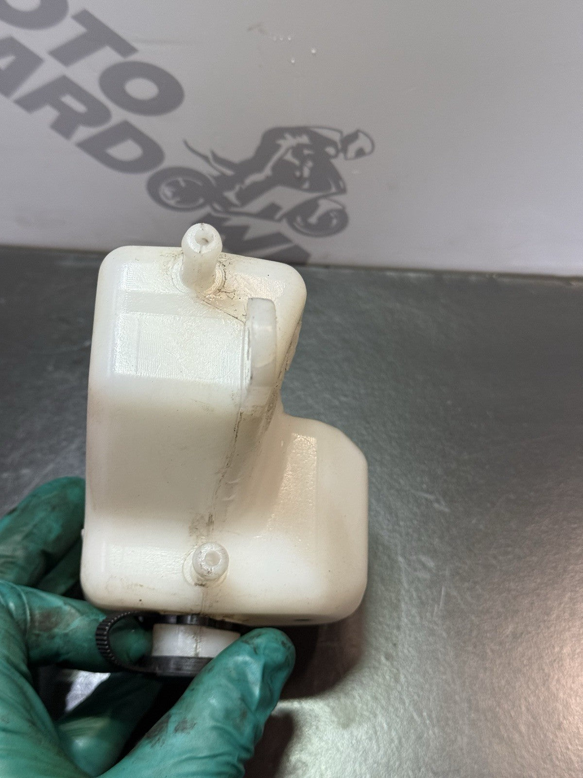 8706820e-bf50-4d53-a67d-c0be8db71a45