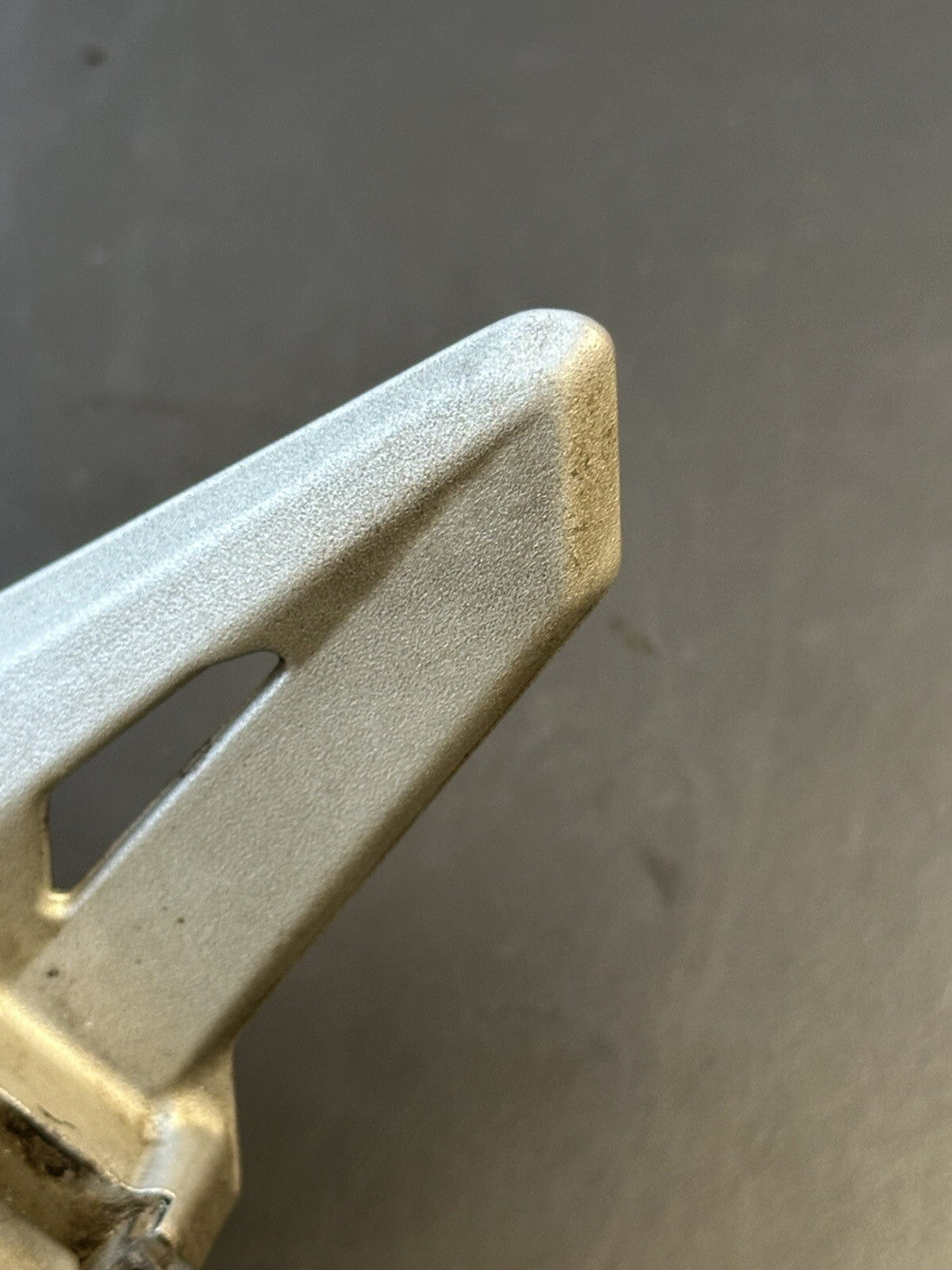 TRIUMPH STREET TRIPLE 765S 765RS Left Pillion Footrest Hanger - T2081987 2017-19