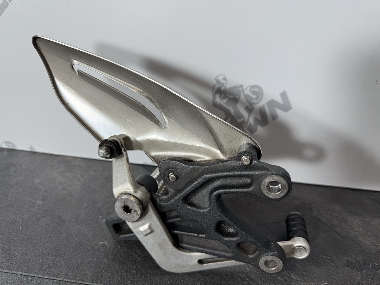 77c4657e-4413-4928-9ea7-e01ca85c9f41