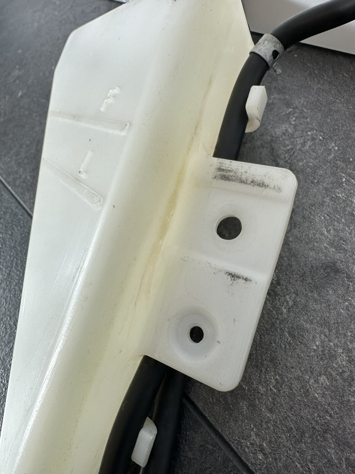 Suzuki GSXR 1300 2016 HAYABUSA Coolant Bottle Expansion Tank 18408 Miles OEM