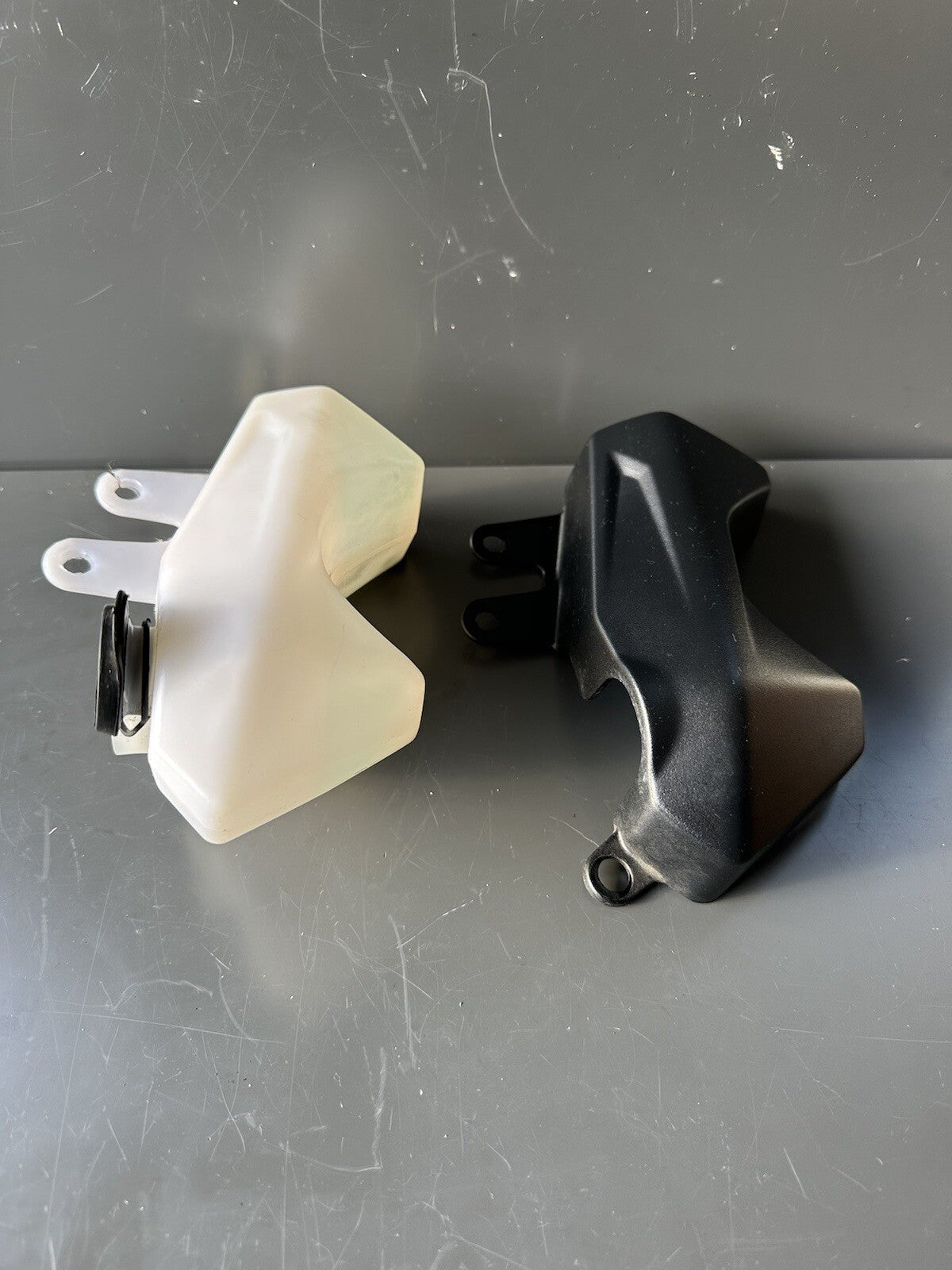 Triumph Street Triple 765 RS Coolant Water Tank Reservoir Overflow Bottle OEM