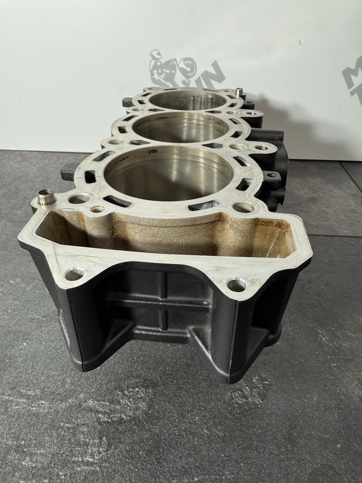 Triumph Street Triple 765 R 2017 Cylinder Block Casing 18498m 2018-2021 OEM