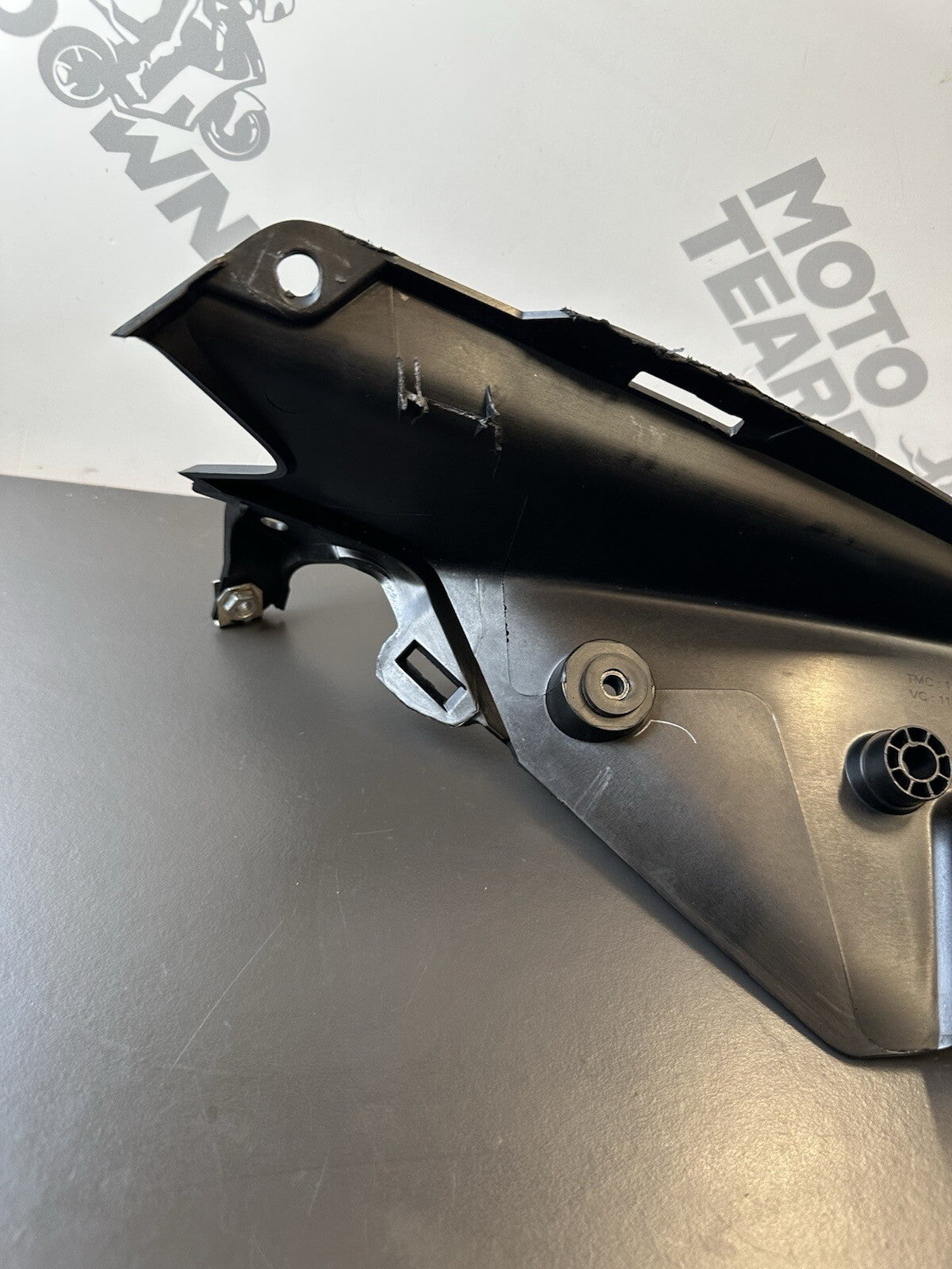 KTM 125 Duke right hand inner fairing panel 2024-2025 RT Inner Panel BROKEN CLIP