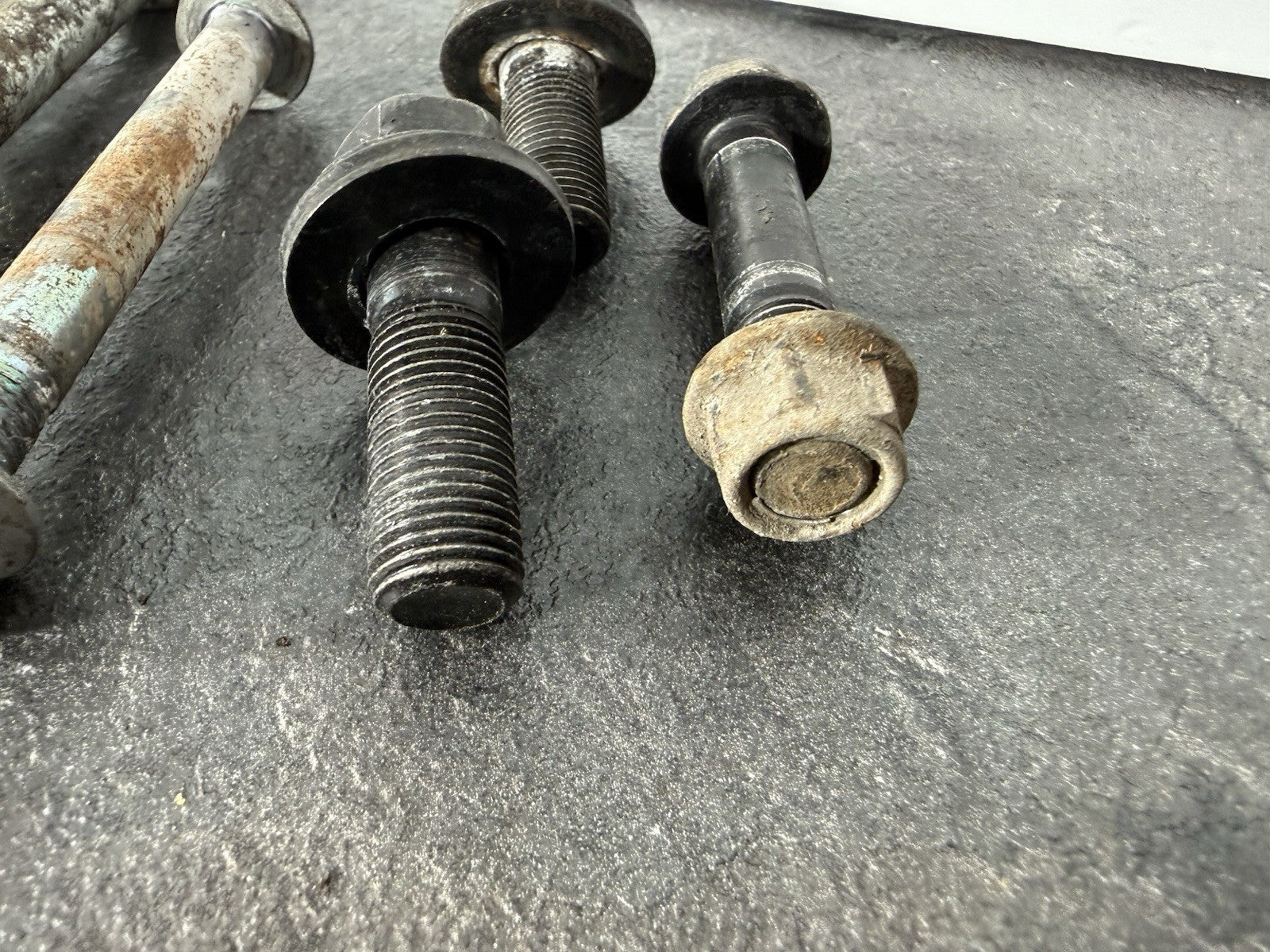 d391a4ac-a3cc-4b1a-99f4-e48874c5a6a1