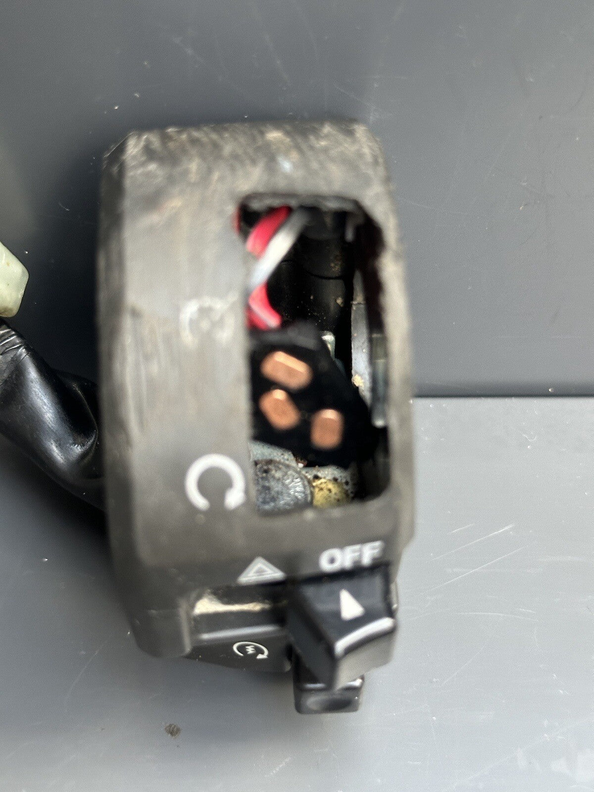 Yamaha YZF R7 690 right handlebar switchgear Right Switch SPARES REPAIR2022-2023