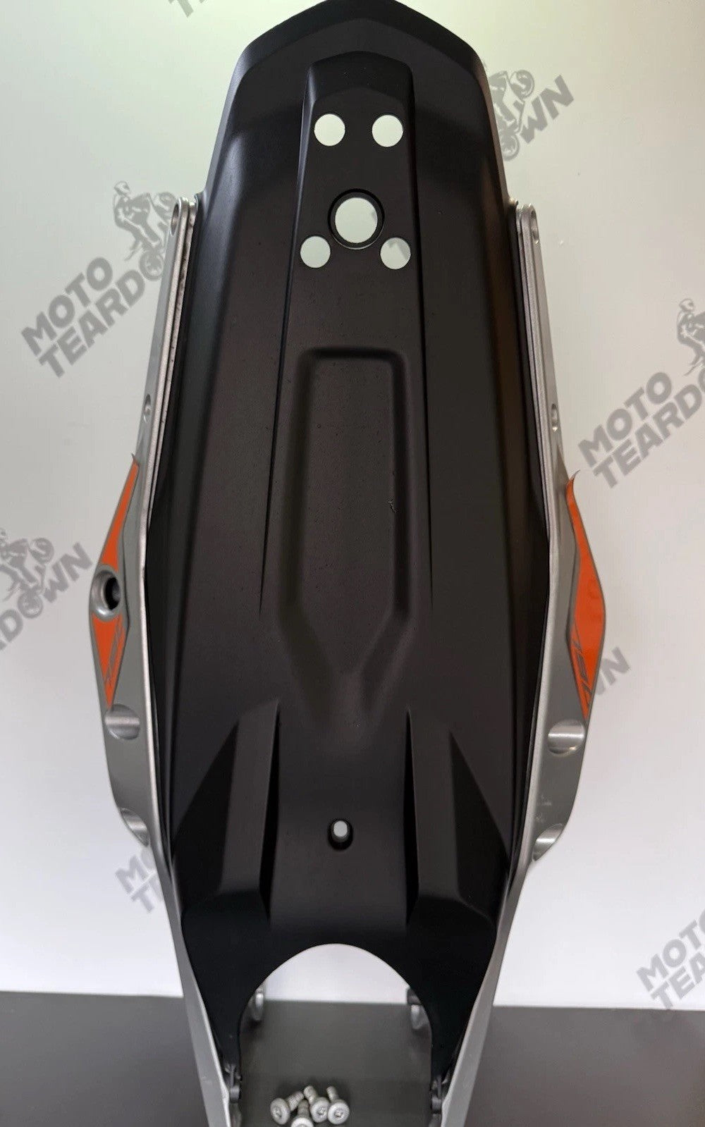 fcbf82b8-31c5-4464-bee0-f0c6945ff5b1