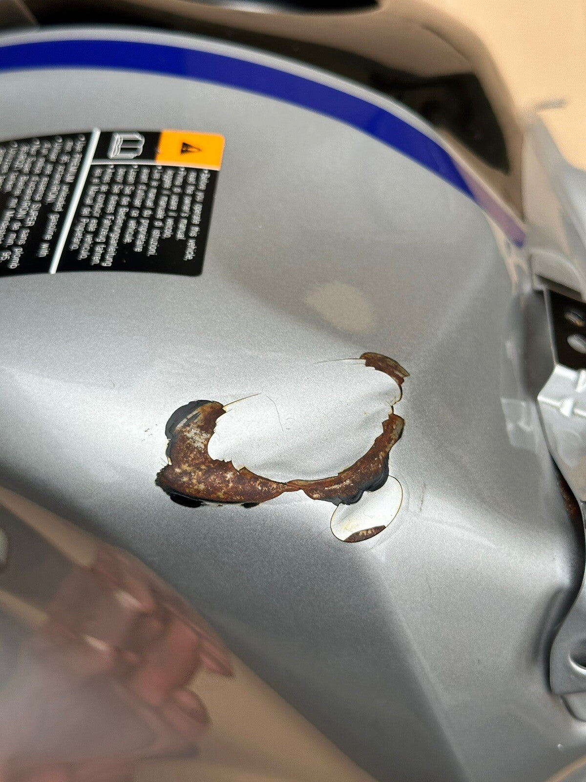 YAMAHA MT-09 SP MT09SP Fuel Tank Petrol Tank B7NY24100004 *DENTED* OEM 2021 -