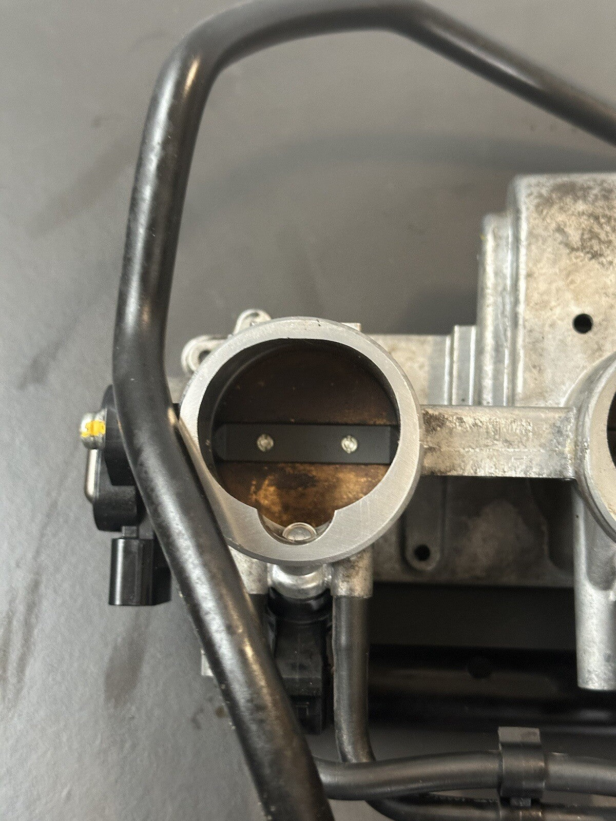 TRIUMPH STREET TRIPLE 765 RS 2017 Throttle Bodies 27,946 M 765RS Throttle Bodies