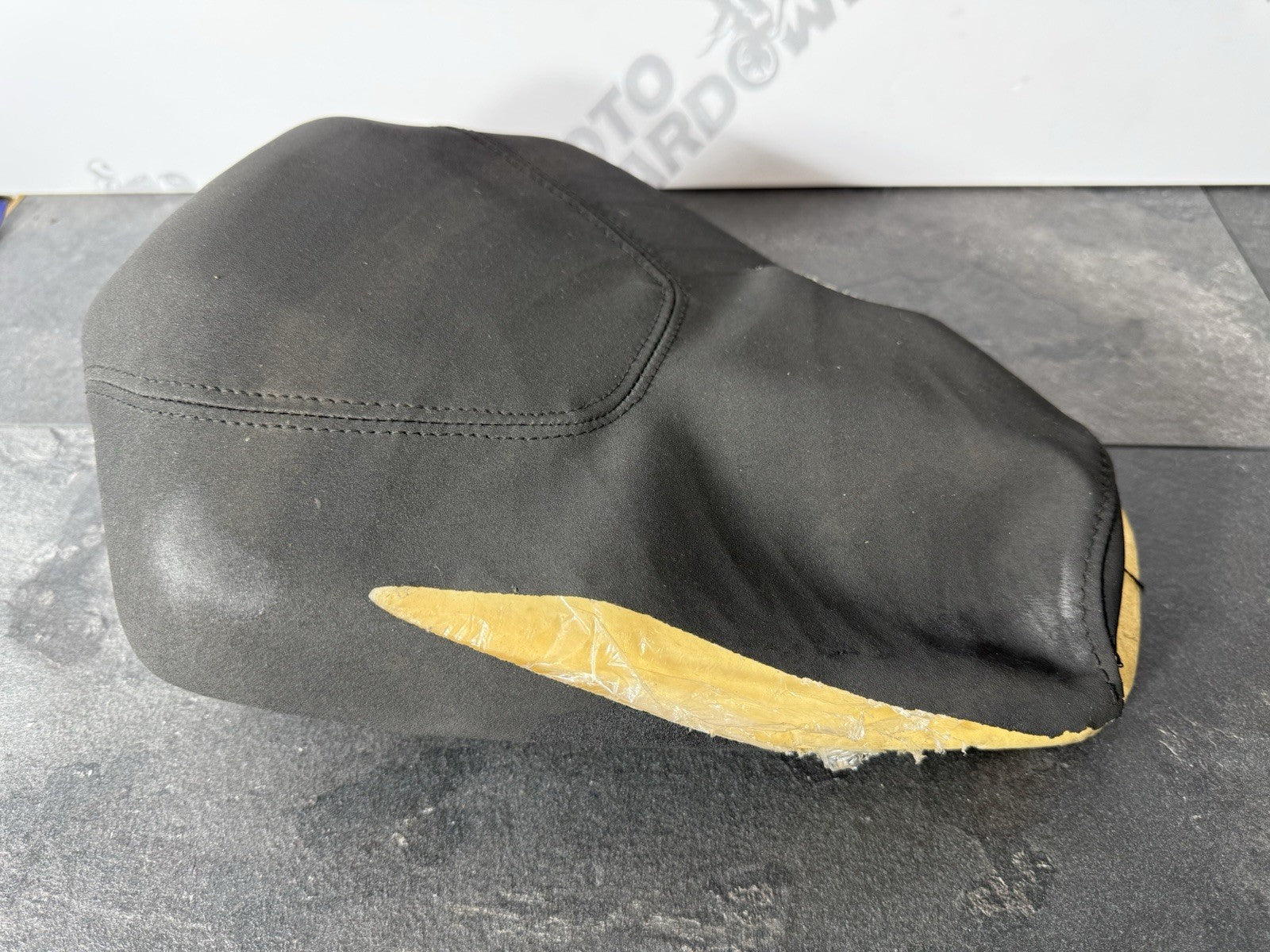 f04f1305-604b-4be0-a4c7-16025ede2678