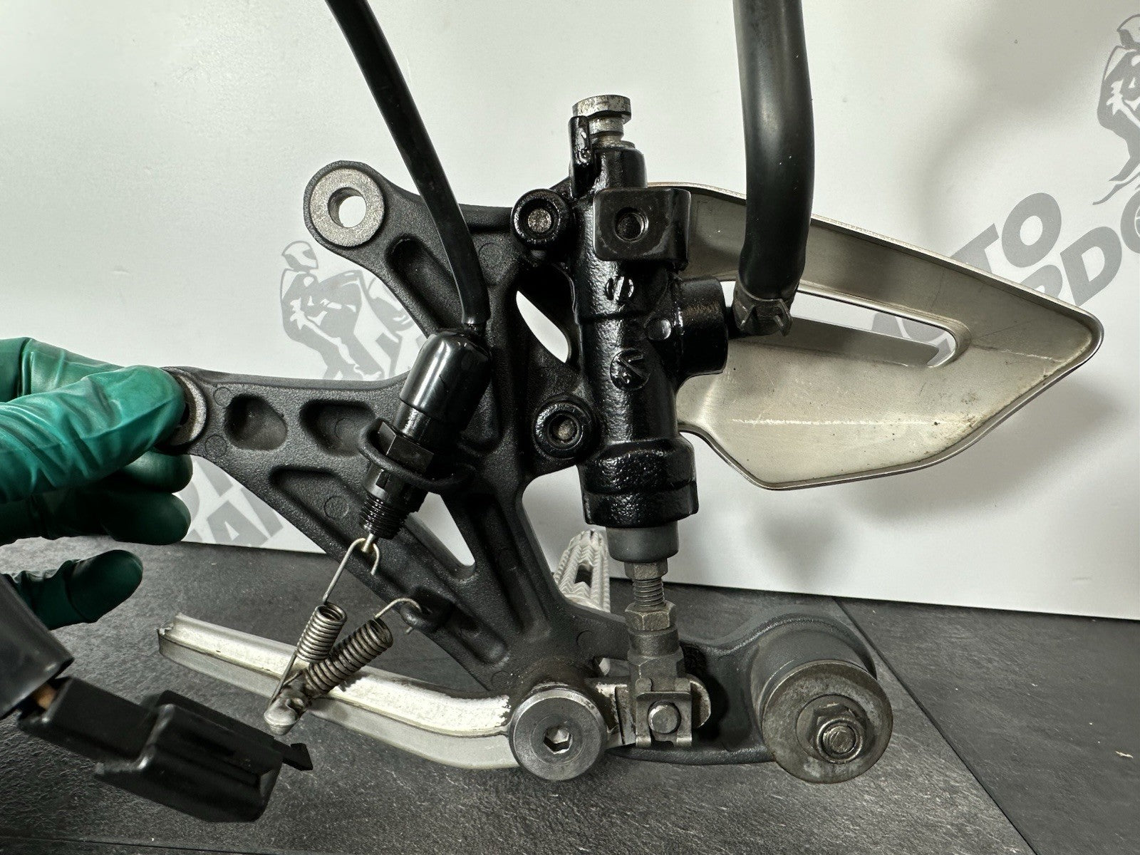 Triumph Street Triple 675 R 2015 Right Rearset Footrest Brake 2013-2016 16470m