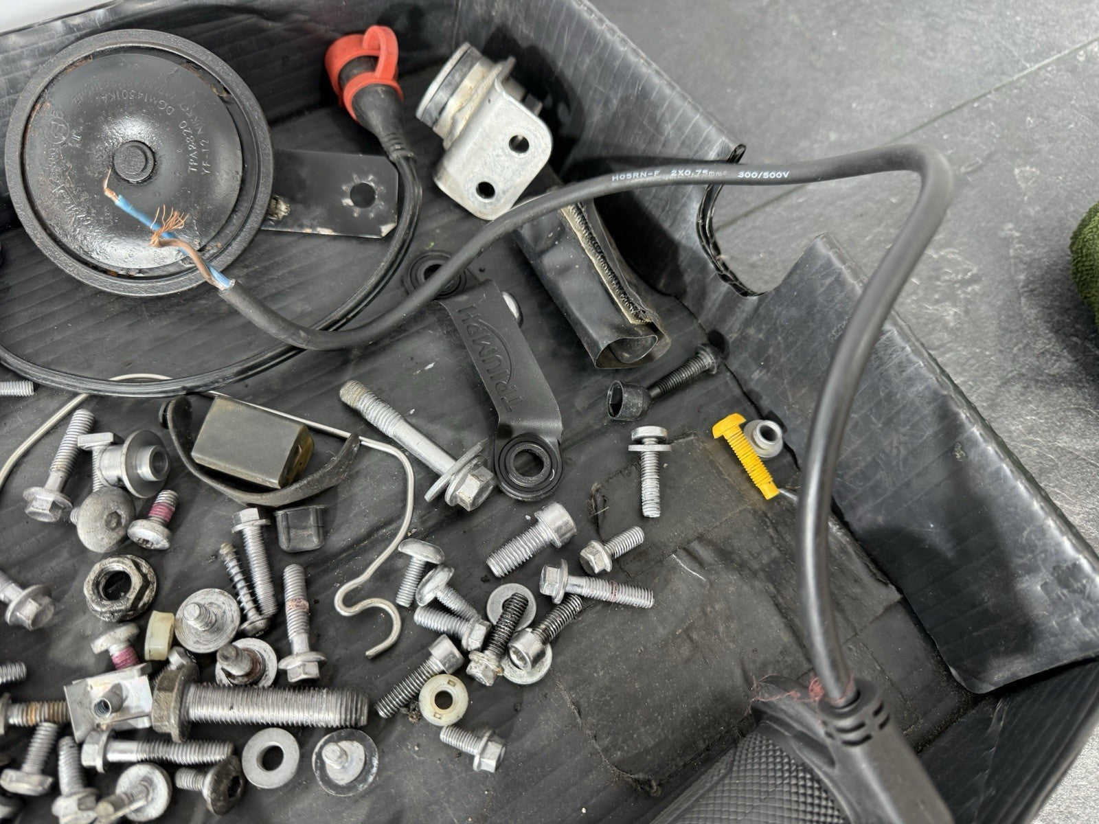 ac12074e-df51-44c9-b9f0-619d16b44068