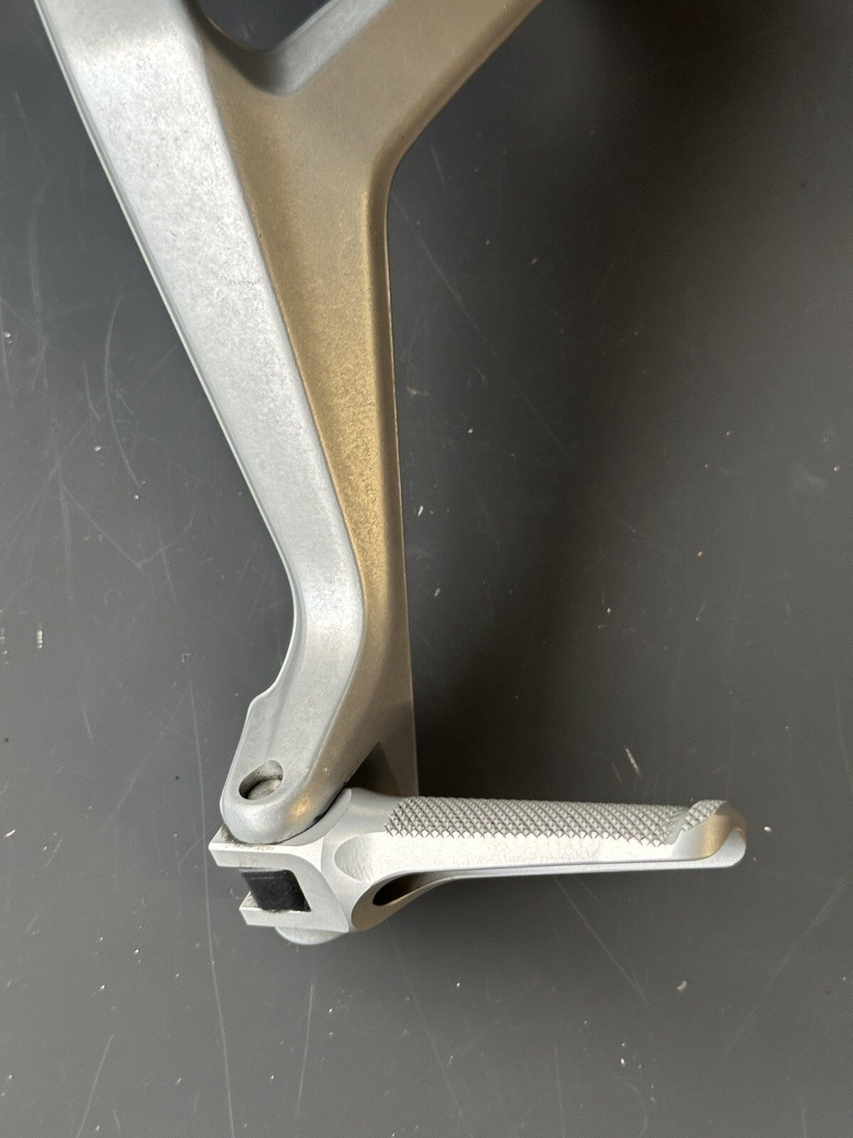 DUCATI PANIGALE 899 959 L/H Footrest Hanger Left Pillion 82431881A 2016-2019 OEM