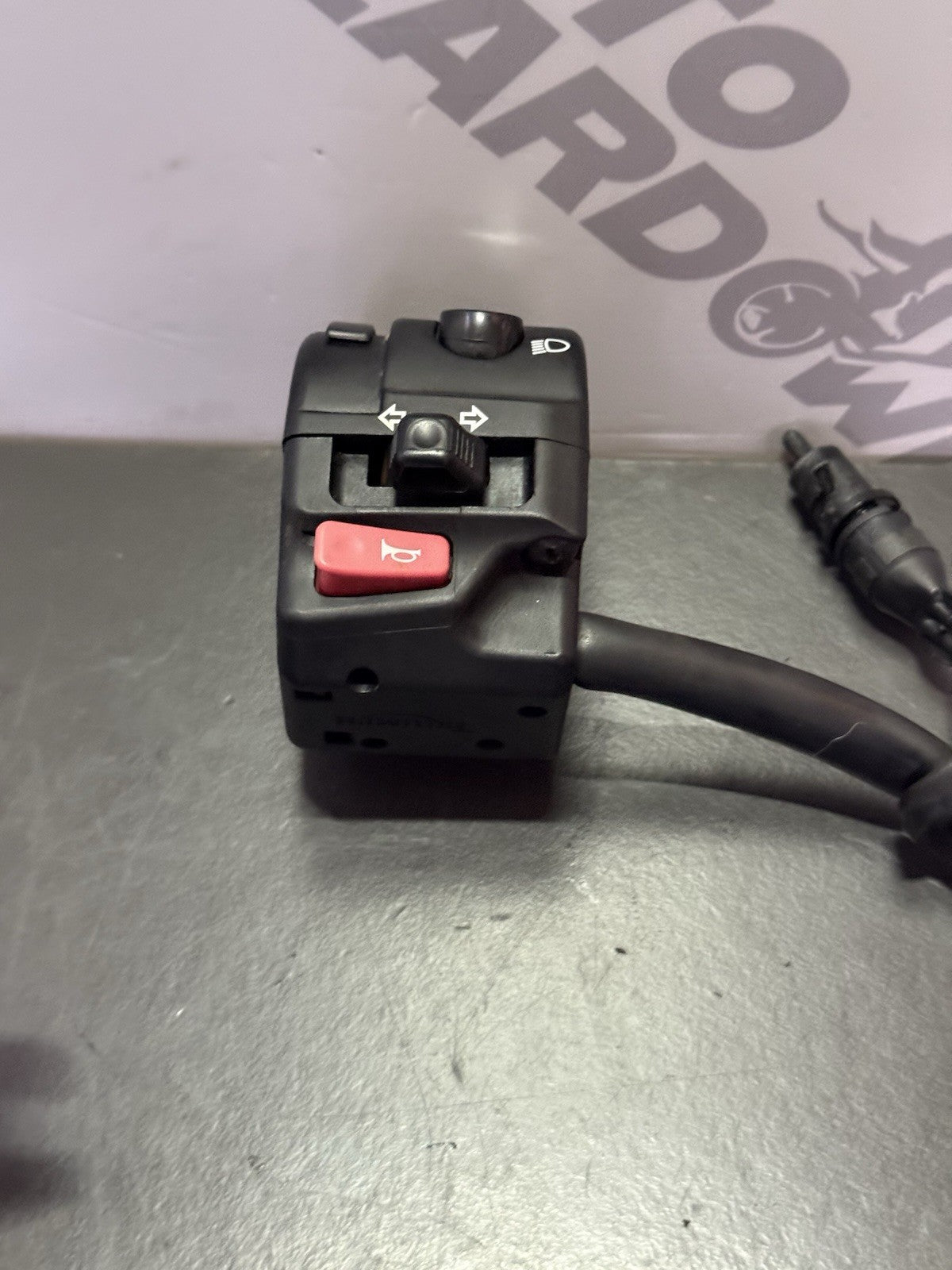 744b9046-6107-409b-9eb5-c83947168ad9