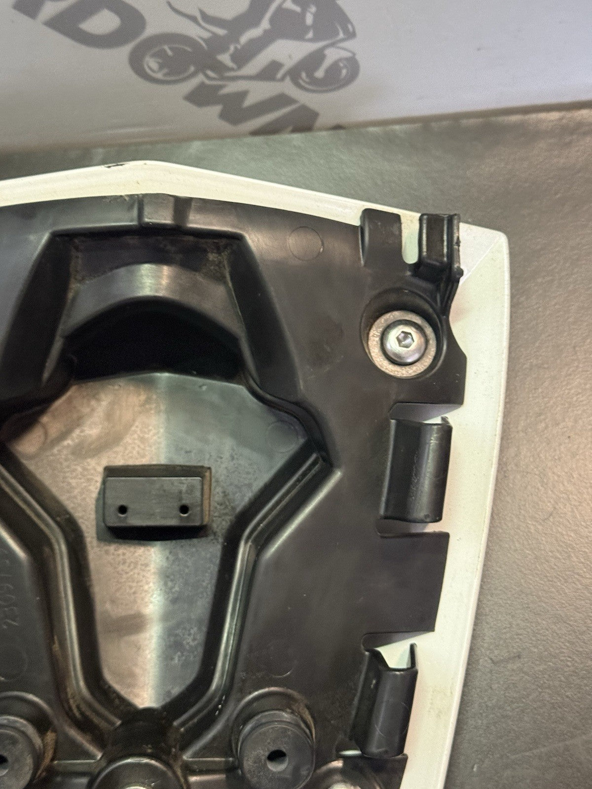 d7f28ae3-f534-414b-a0c5-0c15f8f4ac9c