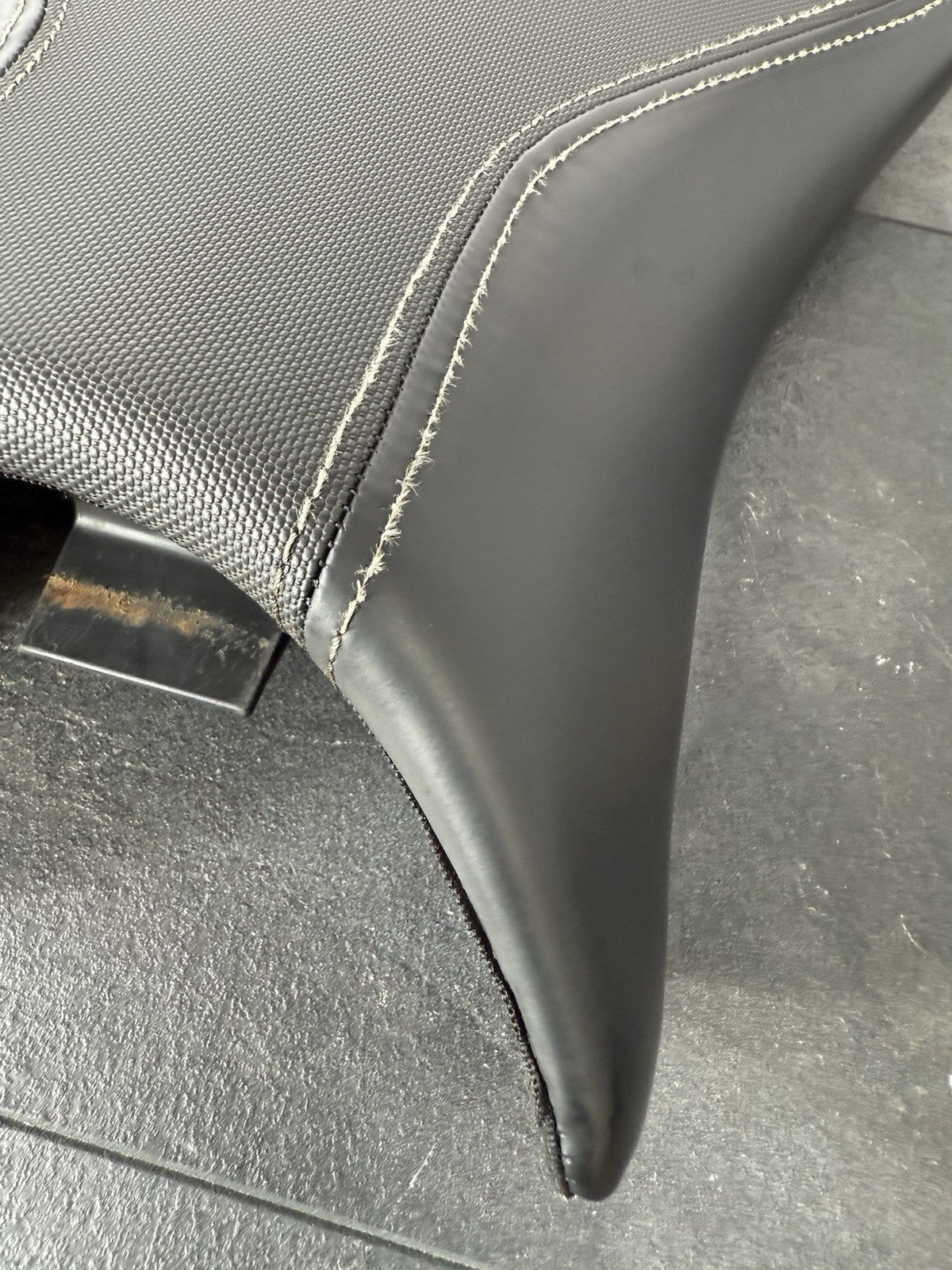 Triumph Street Triple 765 RS 2021 Front Riders Seat 21650 Miles 2020-2022 OEM