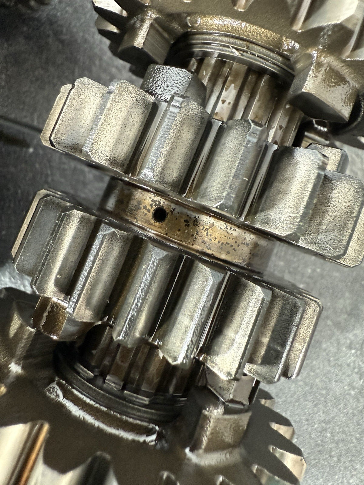 Triumph Street Triple 765 R 2017 Gearbox Gears Gear Shaft 18498m 2018-2021 OEM