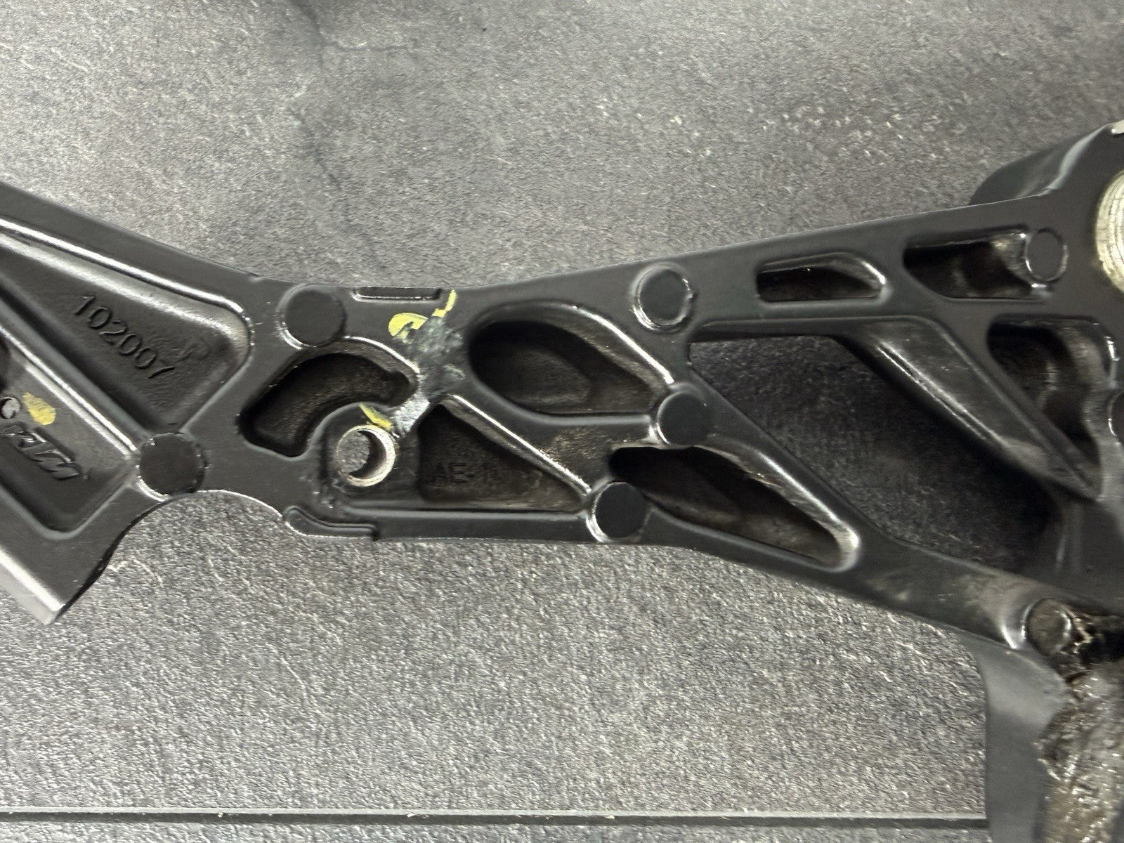 0522d9c1-72c8-4a26-89cb-c6ce154ea2bf