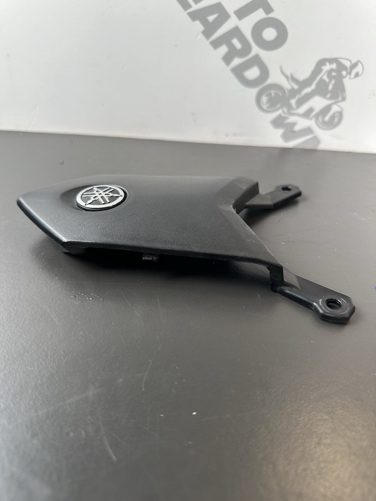Genuine Yamaha MT03 MT-03 Rear center tail joining fairing panel 2020- 1WDF171N0