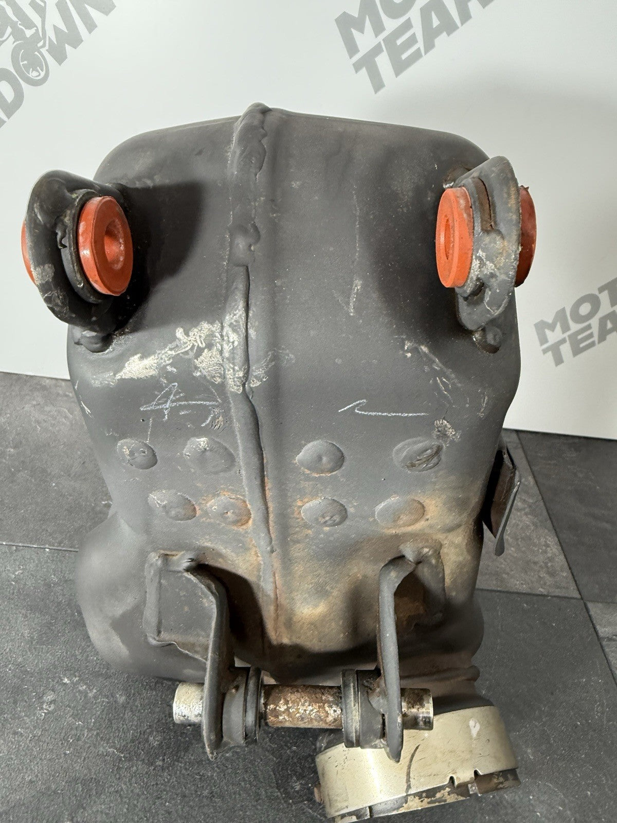 8aa2c415-9c48-4a5d-869c-35dc3e5157e2