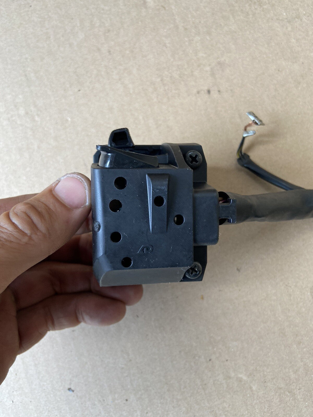 Suzuki GSXR 600 GSXR 750 2016 left handlebar switchgear READ DESCRIPTION OEM