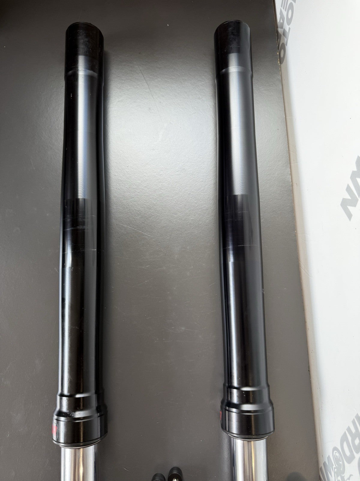 Triumph Trident 660 SHOWA Front Forks Front Suspension 2021-2024 OEM Showa Forks