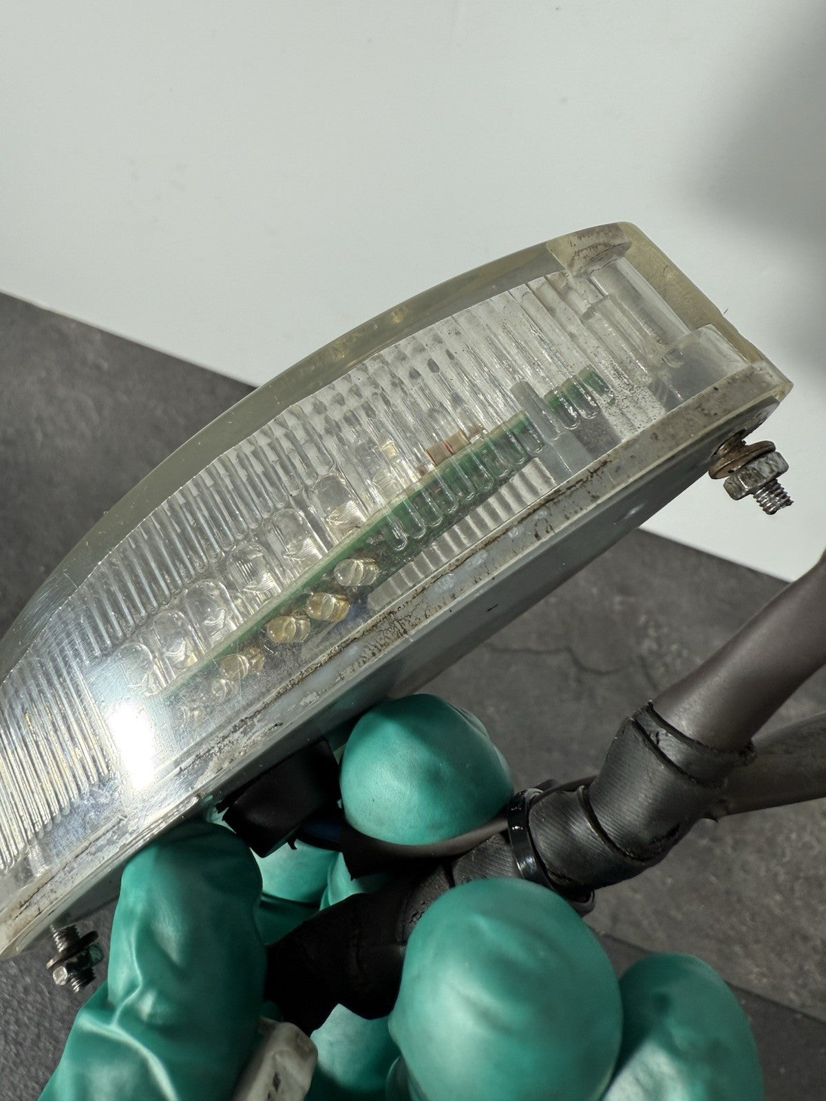 21357de8-134c-4ac4-8ee1-f2765fad1959