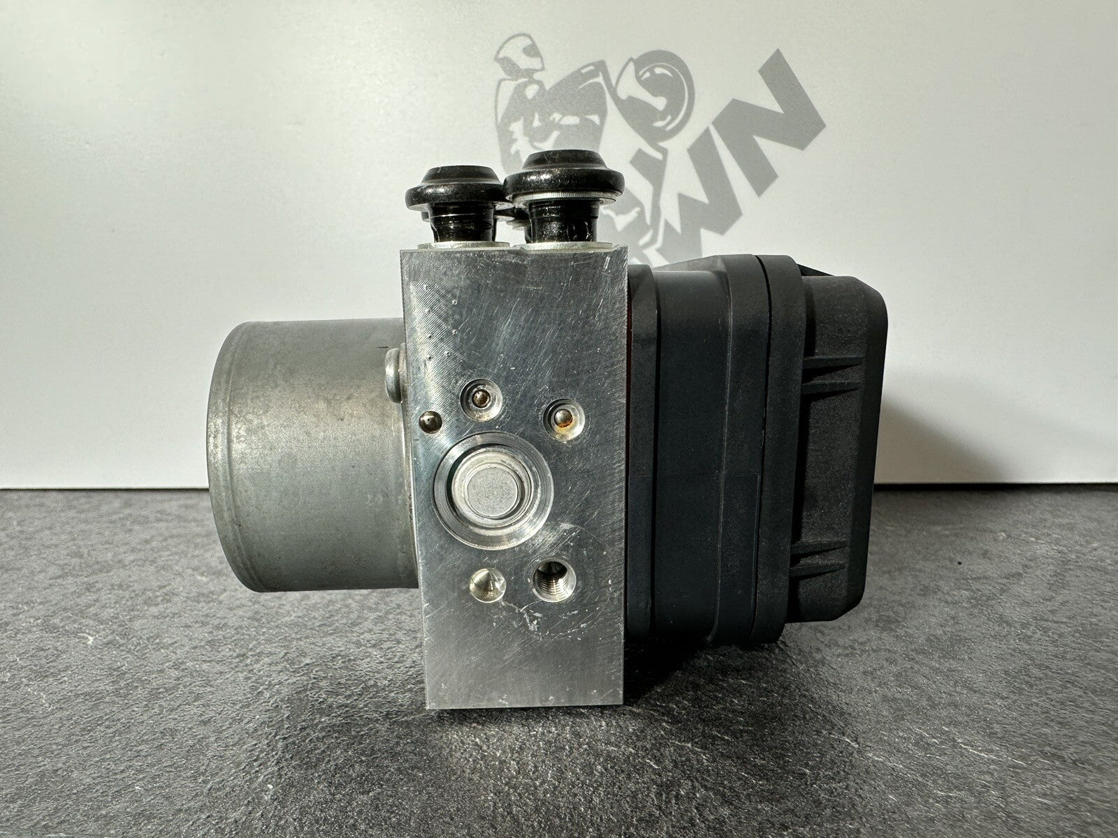 Yamaha R7 690 2024 ABS Pump Brake Actuator ADVICS 1784 Miles 2022 2023 OEM
