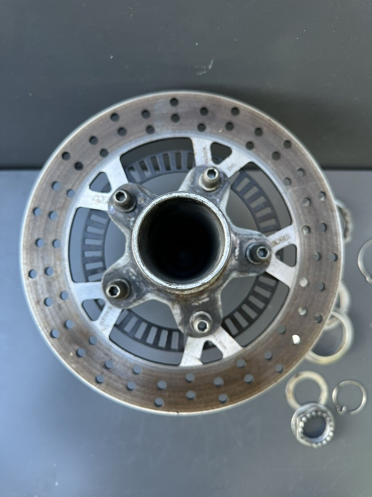 KTM 1290 Superduke 2014 Rear Wheel Axle Spindle & Brake Disc KTM 1290 Spindle