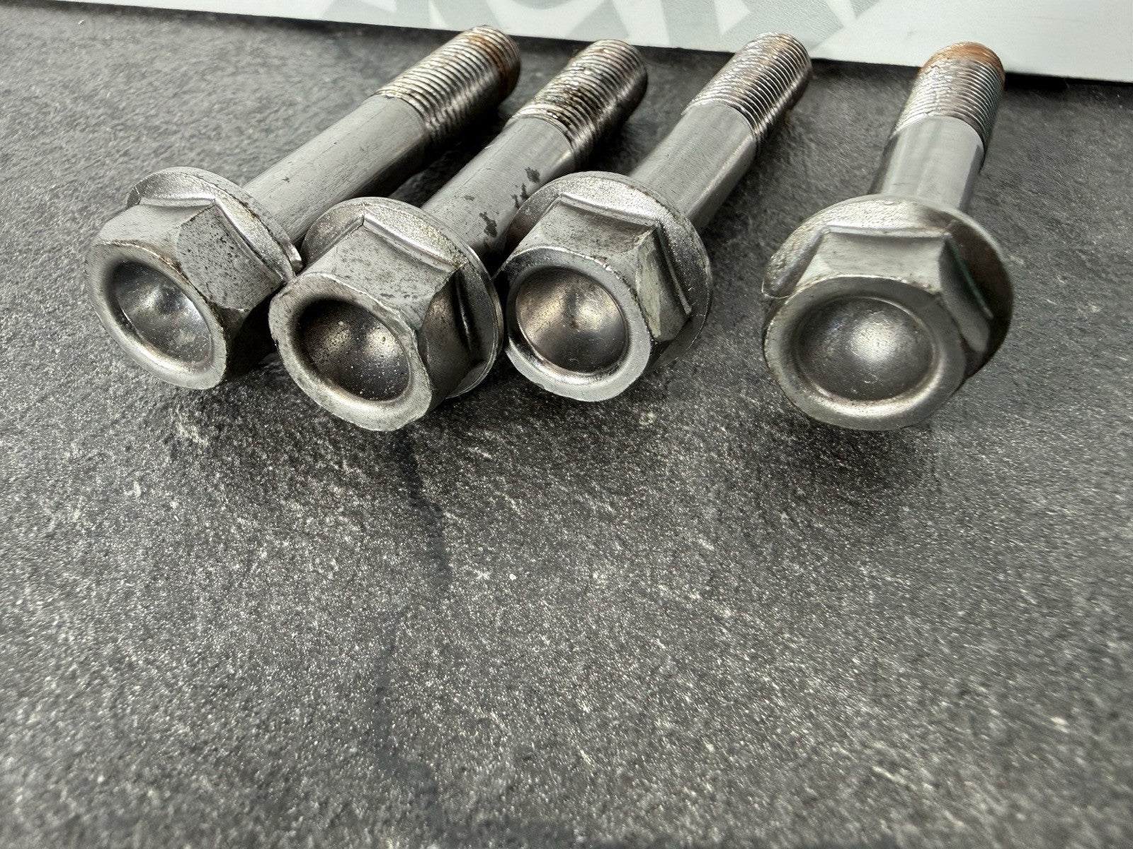 71095d66-3dcb-46aa-9570-c9b10b652e44