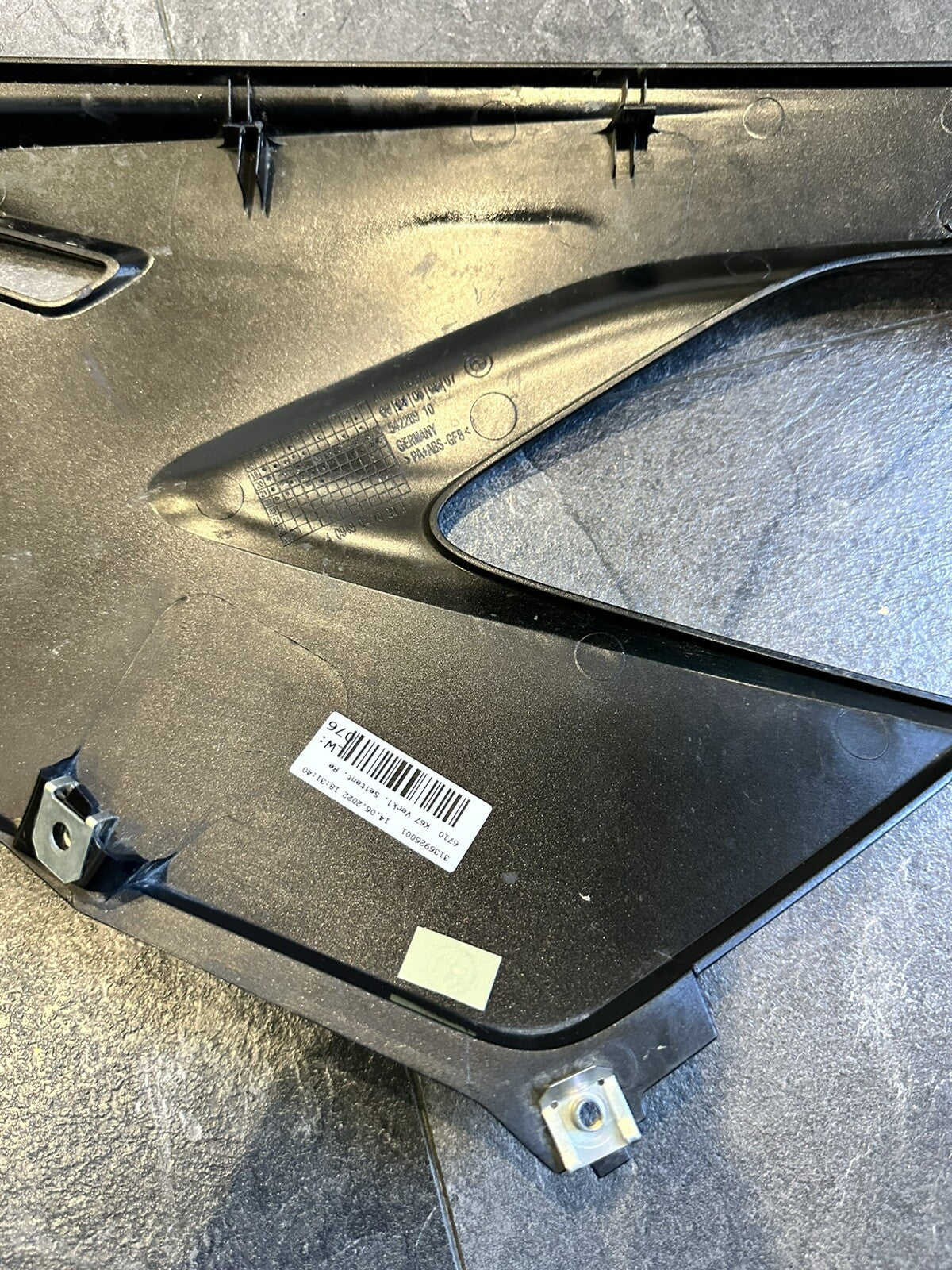 BMW S1000RR 2023 Right Side Fairing Panel Cover 2019-2022 Gen 4 OEM J43386