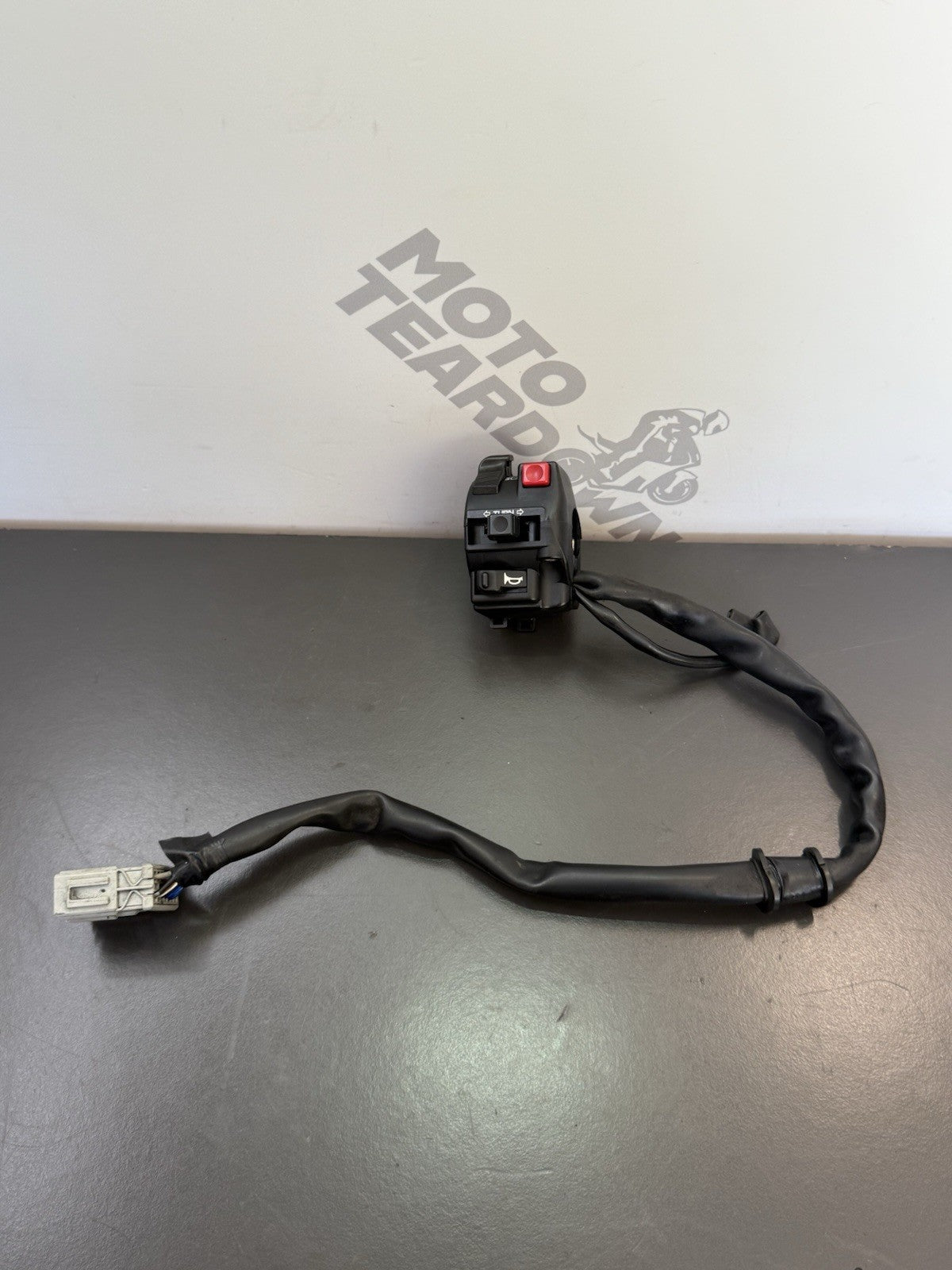 e65015fb-1238-4cd7-bd18-4bb82b34a924