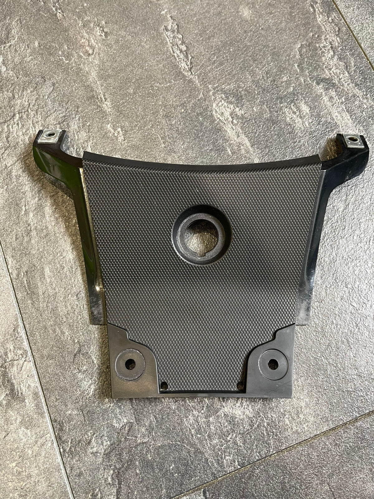 Suzuki GSXR 1000 2017 Seat Fairing Lock Panel 2018 AL7 2017-22 Only 5129 Miles