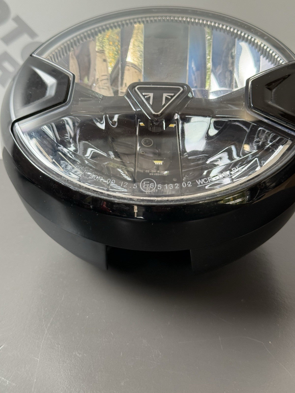 TRIUMPH TRIDENT 660 HEADLIGHT YEAR 2021-2024 Trident 660 Headlight OEM