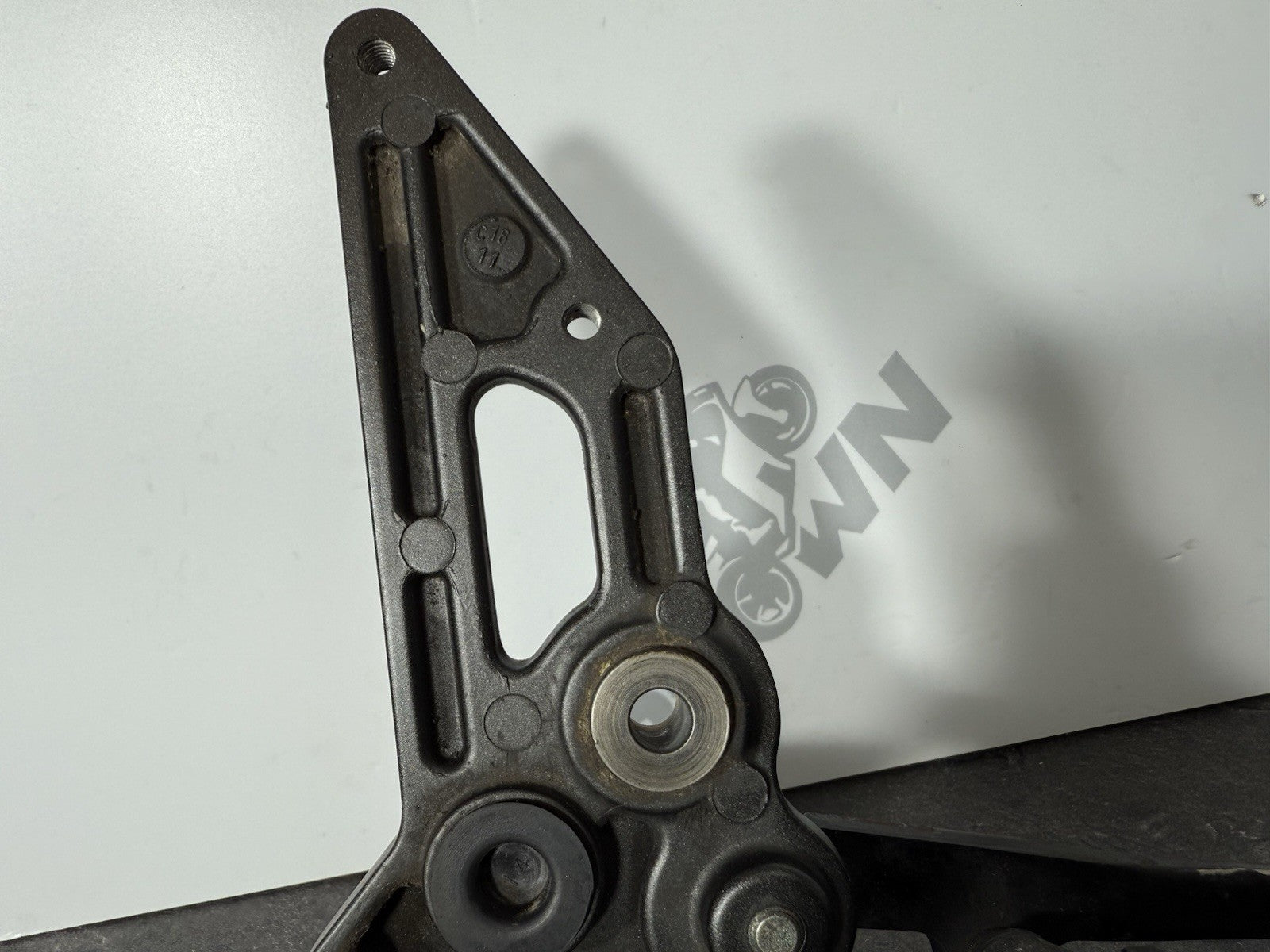 eb8354ad-0011-4a44-9a45-b26b4abfd745