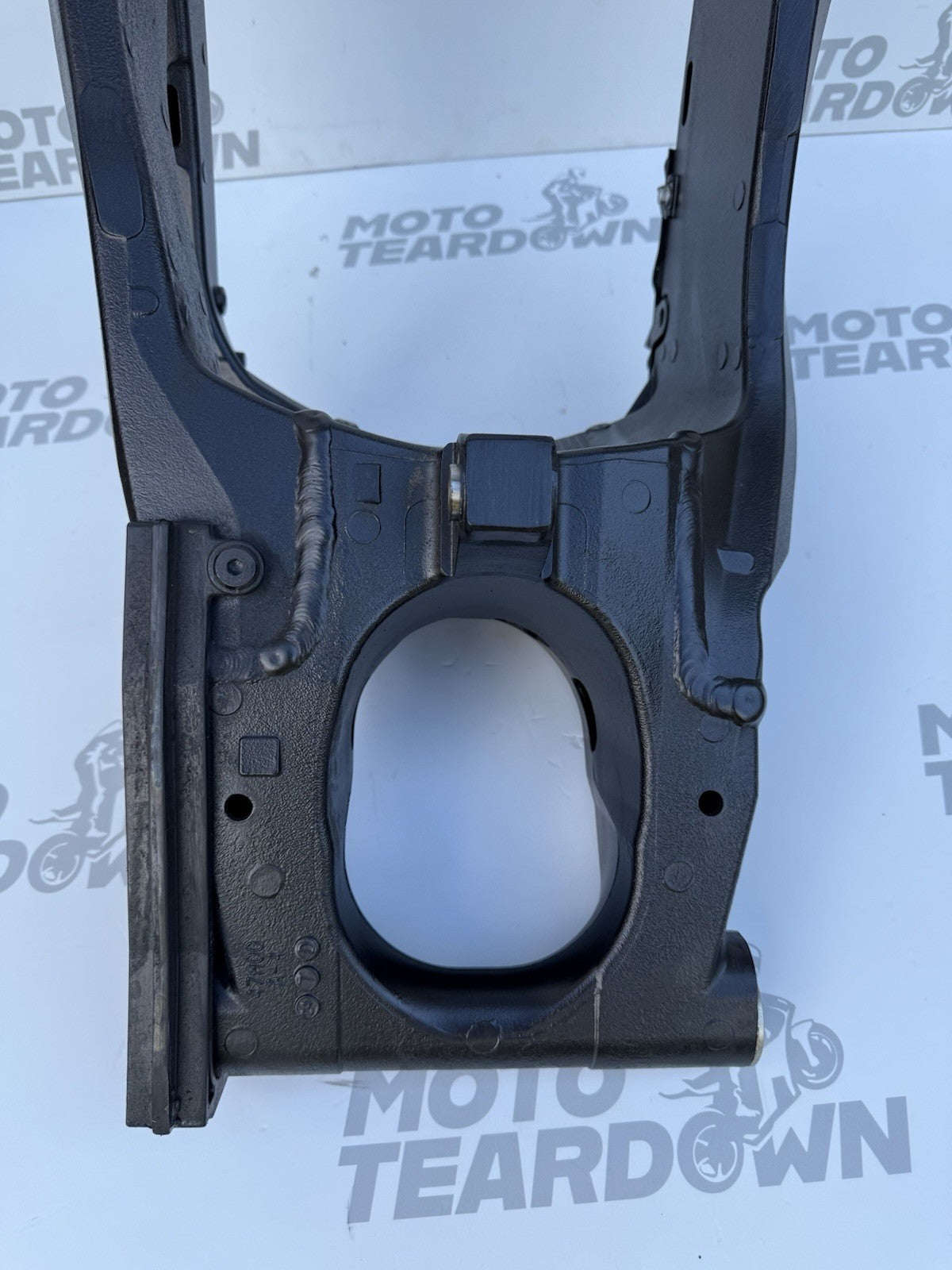 e03d35be-501b-465c-b39c-8252b8403fef