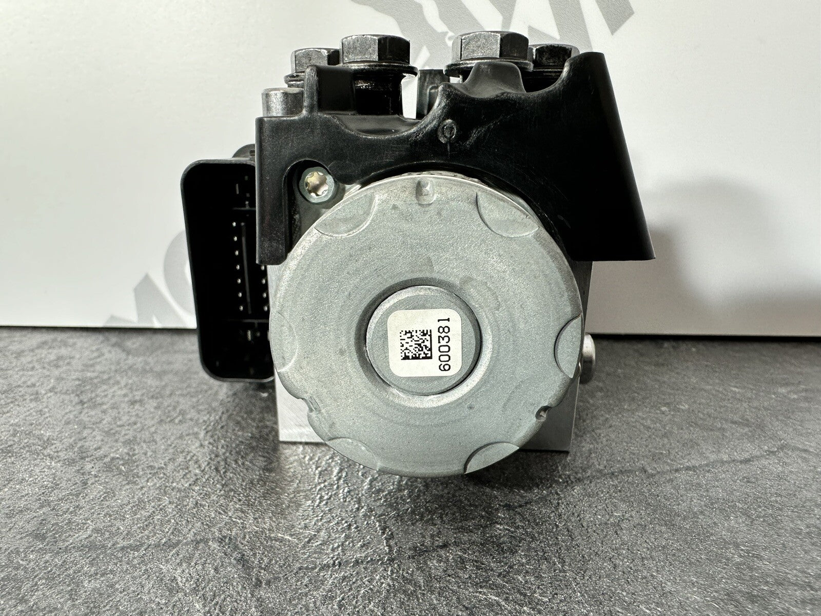 Triumph Street Triple 765 RS 2022 ABS Pump Regulator 2751 Miles 2020 2021 OEM