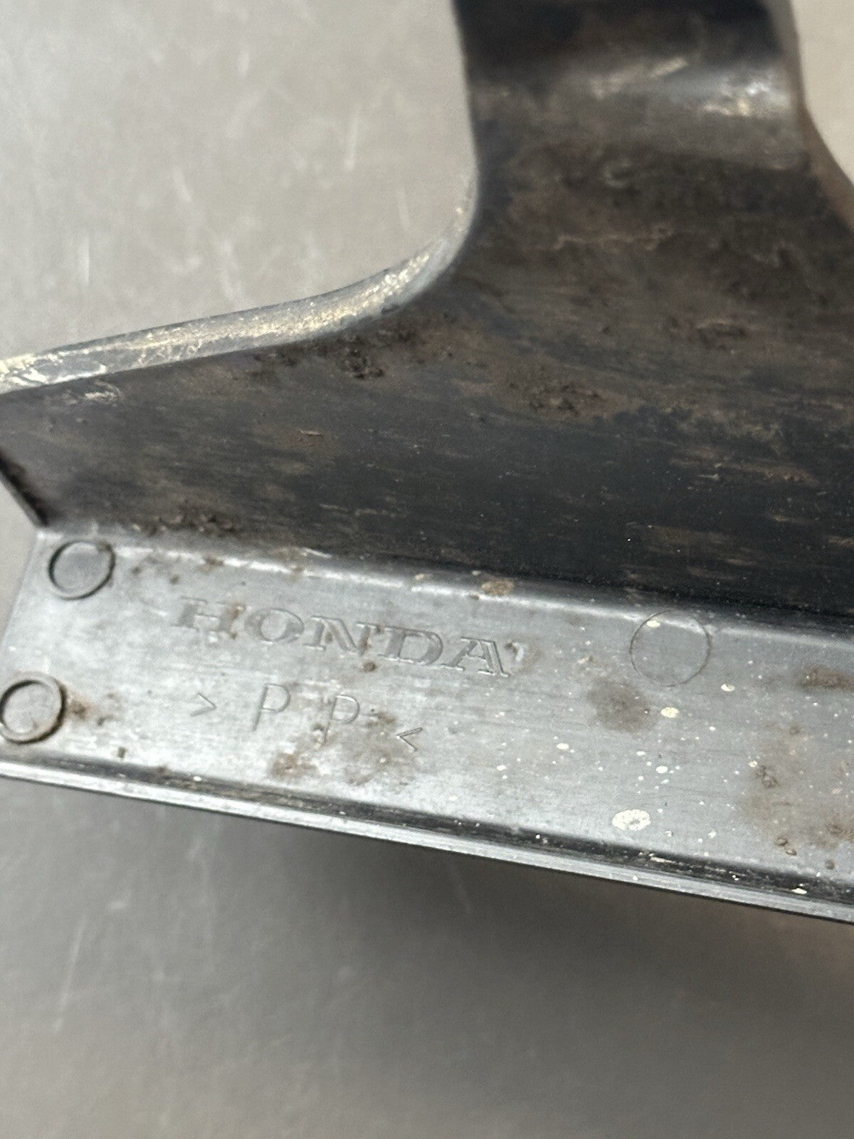 HONDA CBR1000RR FIREBLADE Chain Guard Cover Honda CBR1000 RR Chain Guard OEM 08