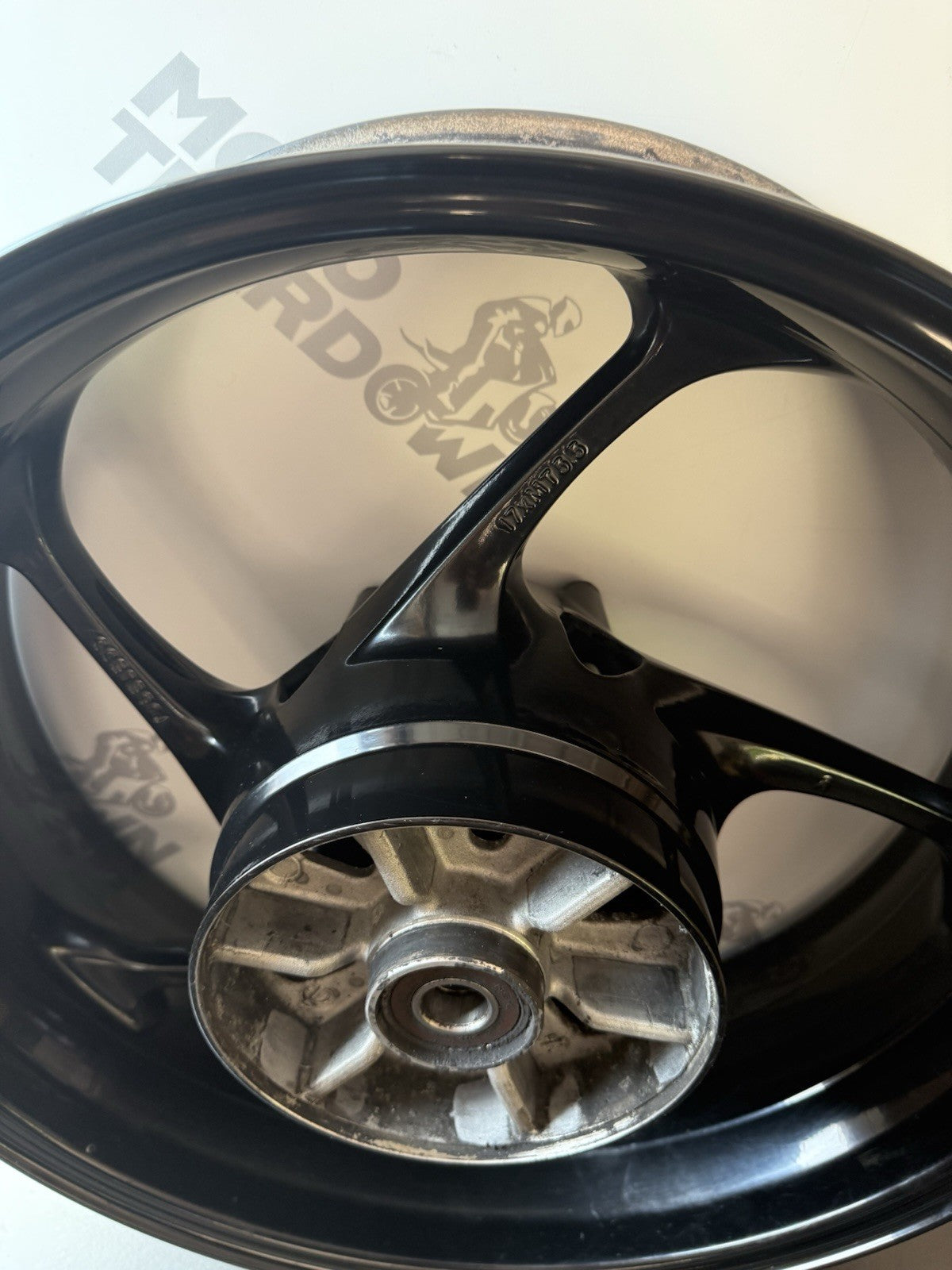 Triumph Trident 660 rear wheel black Rear Rim Rear Wheel 2021-2024 OEM