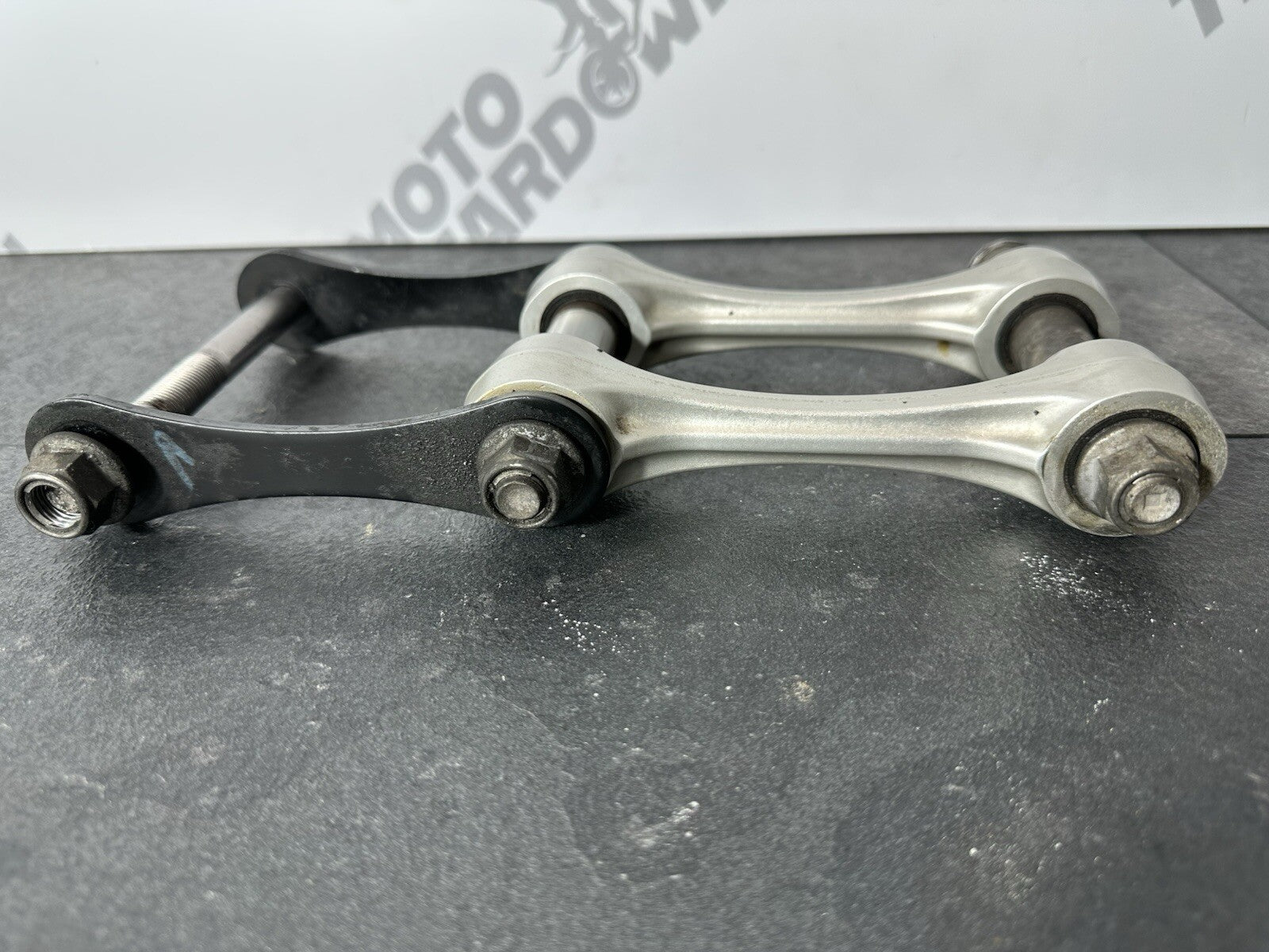 Triumph TIGER 900 GT PRO 2022 Shock Linkage Dog Bone 6337 Miles 2020-2023 OEM