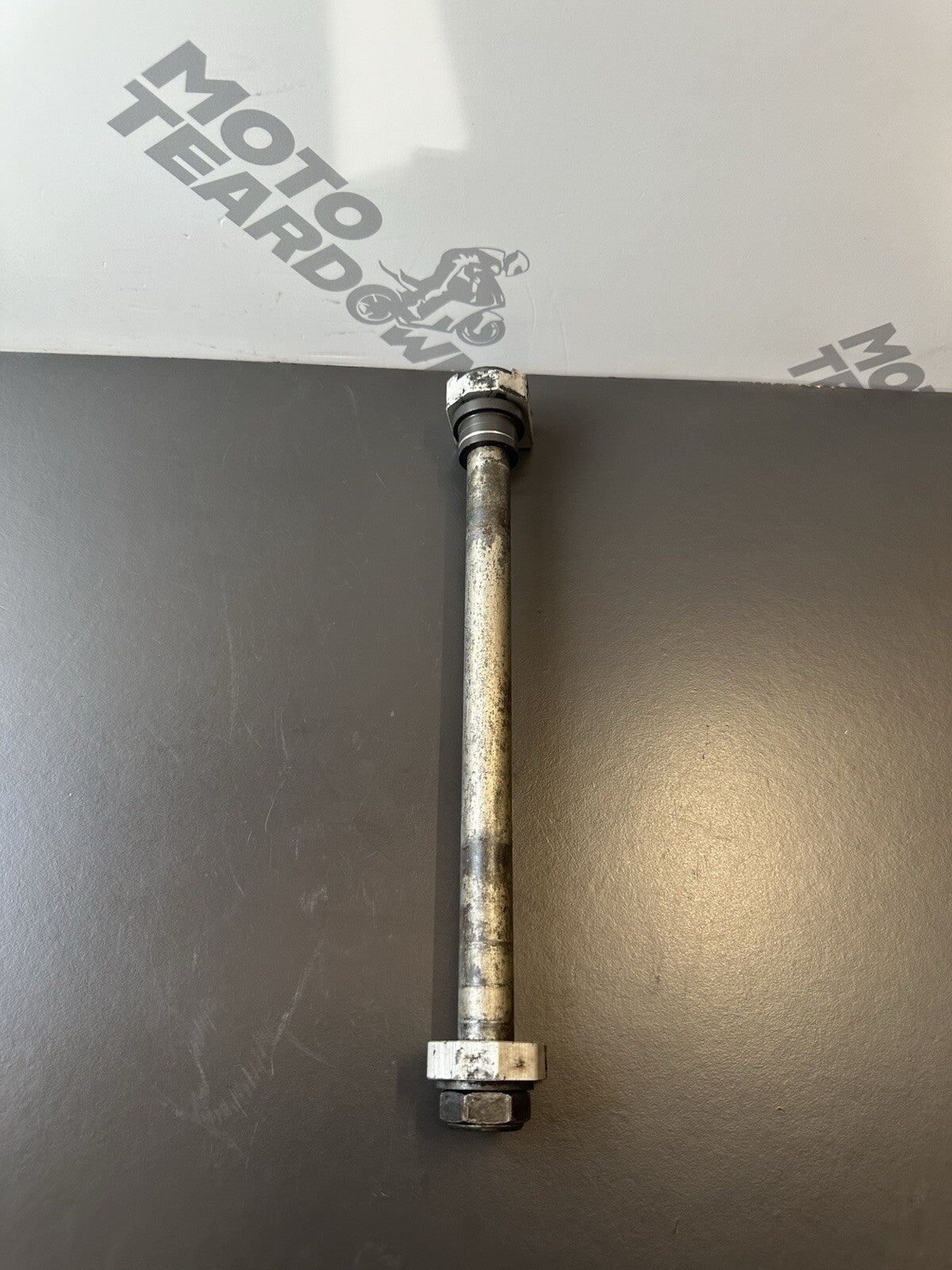 TRIUMPH STREET TRIPLE 675R REAR WHEEL SPINDLE Rear Wheel Axle Rear Spindle 2011